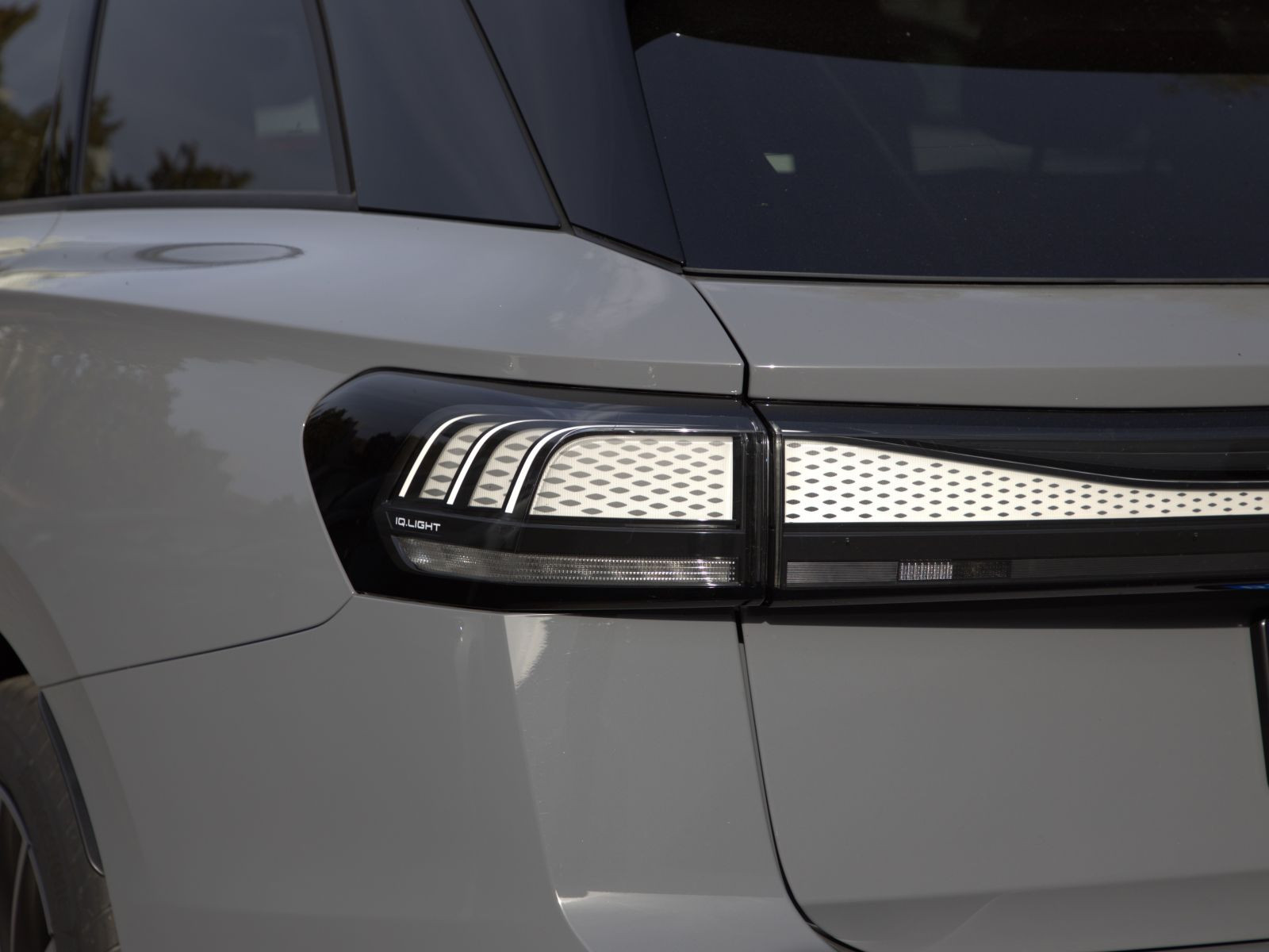 Volkswagen ID.7 Tourer Pro S, Panoramadach, LED-Matrix, Soundsystem, Navi