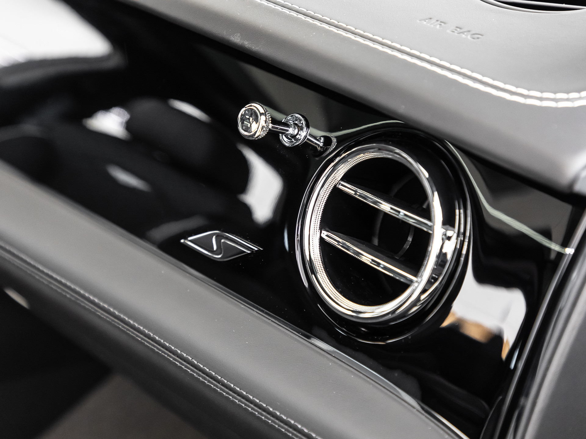 Bentley Bentayga V8 S Duo-Tone MULLINER BENTLEY MANNHEIM