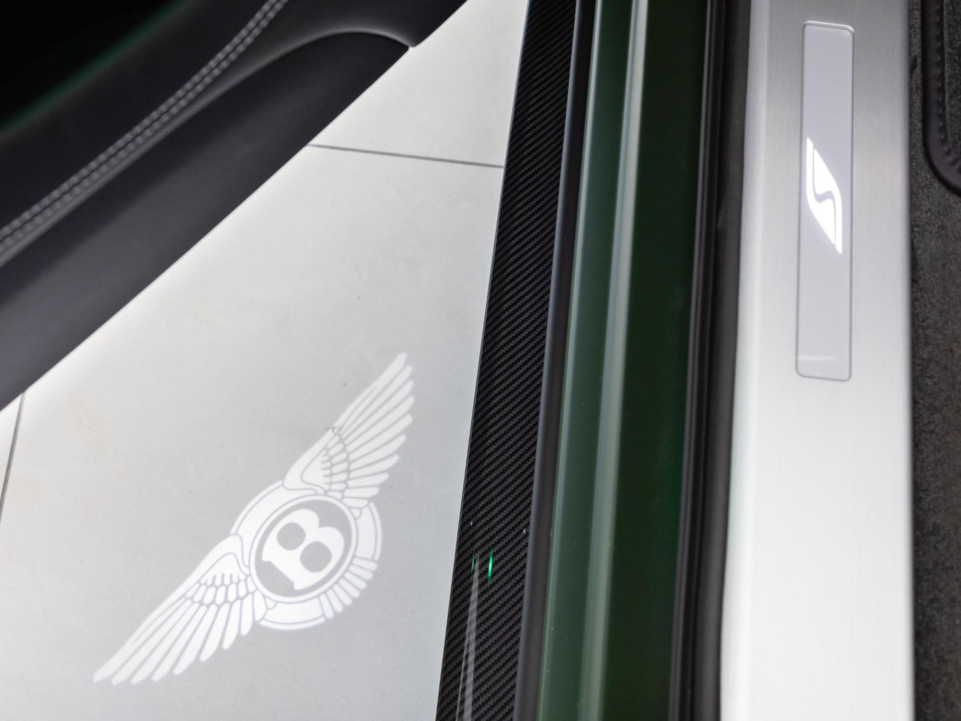 Bentley Bentayga S V8 - British Racing Green Satin