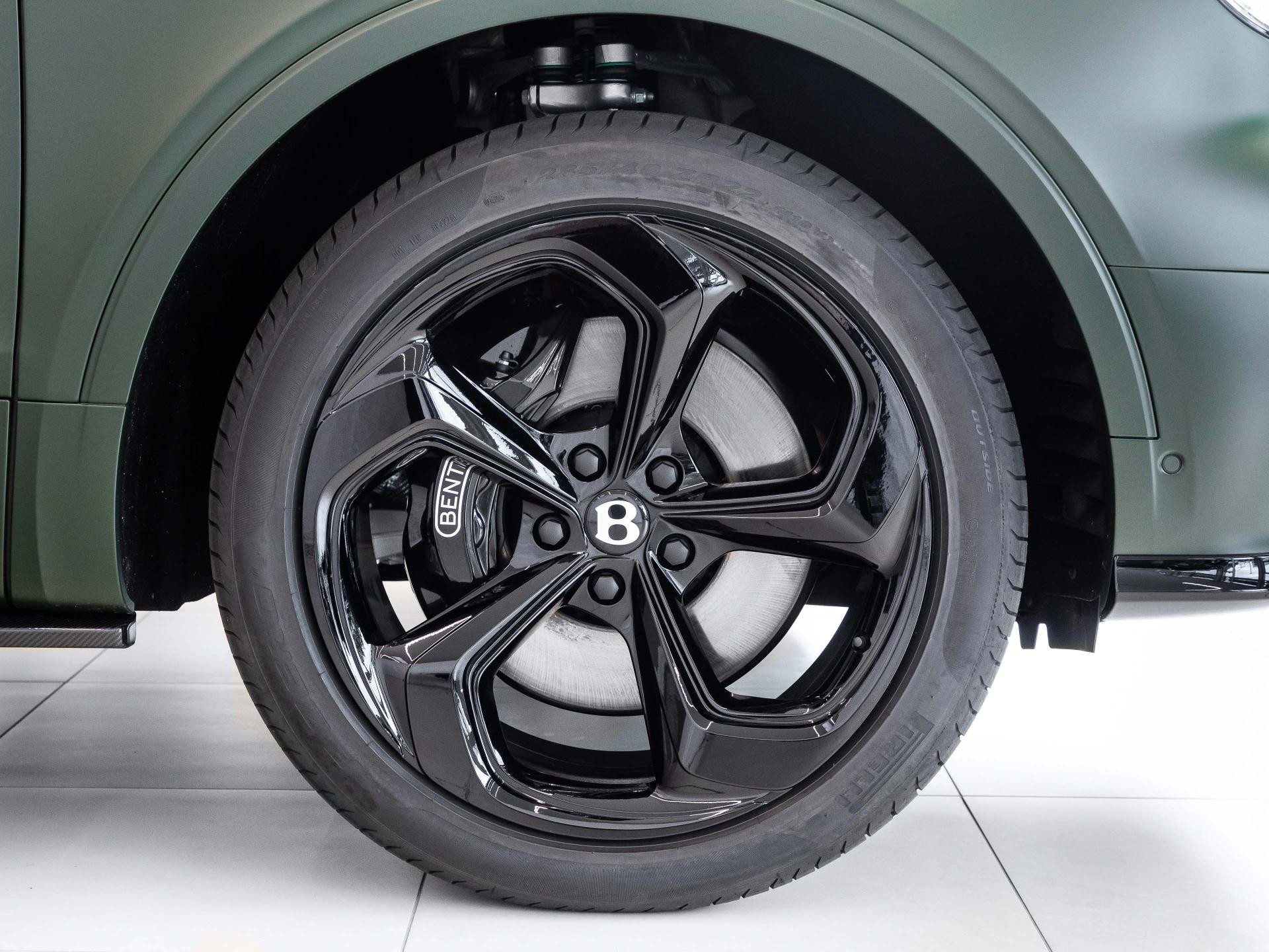 Bentley Bentayga S V8 - British Racing Green Satin