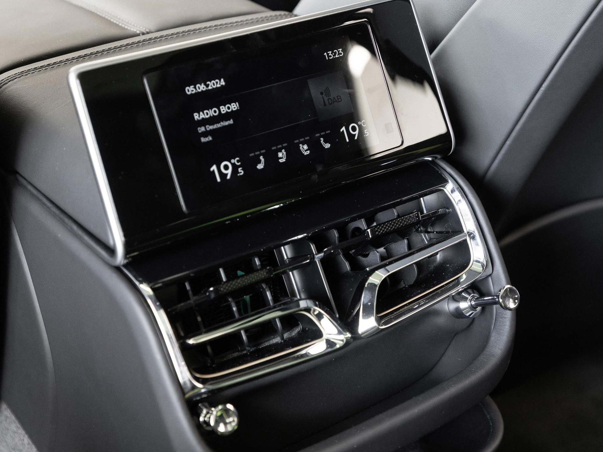 Bentley New Flying Spur S V8 MADE BY MULLINER / FULL Spec.