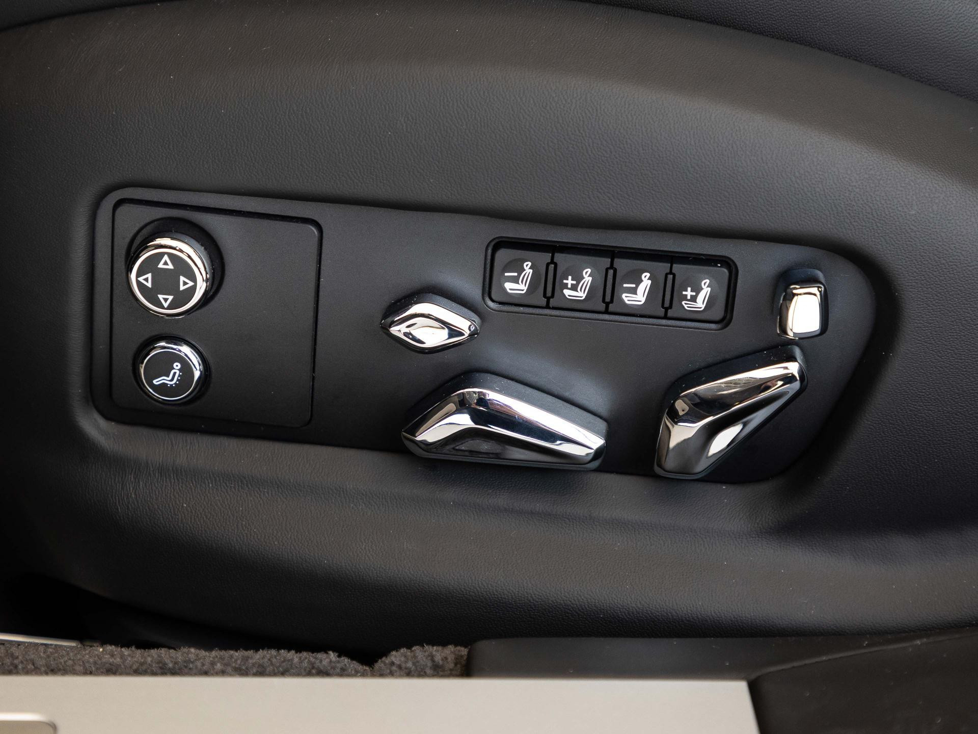 Bentley New Flying Spur S V8 MADE BY MULLINER / FULL Spec.