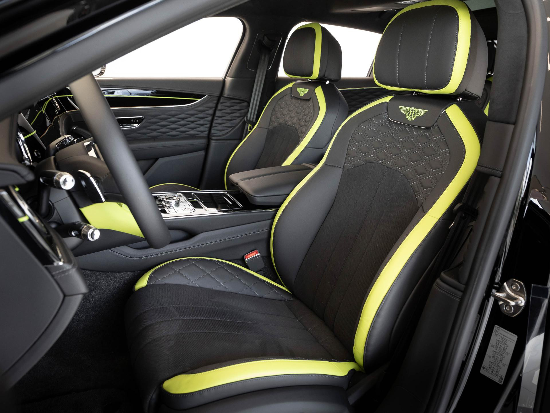 Bentley New Flying Spur S V8 MADE BY MULLINER / FULL Spec.