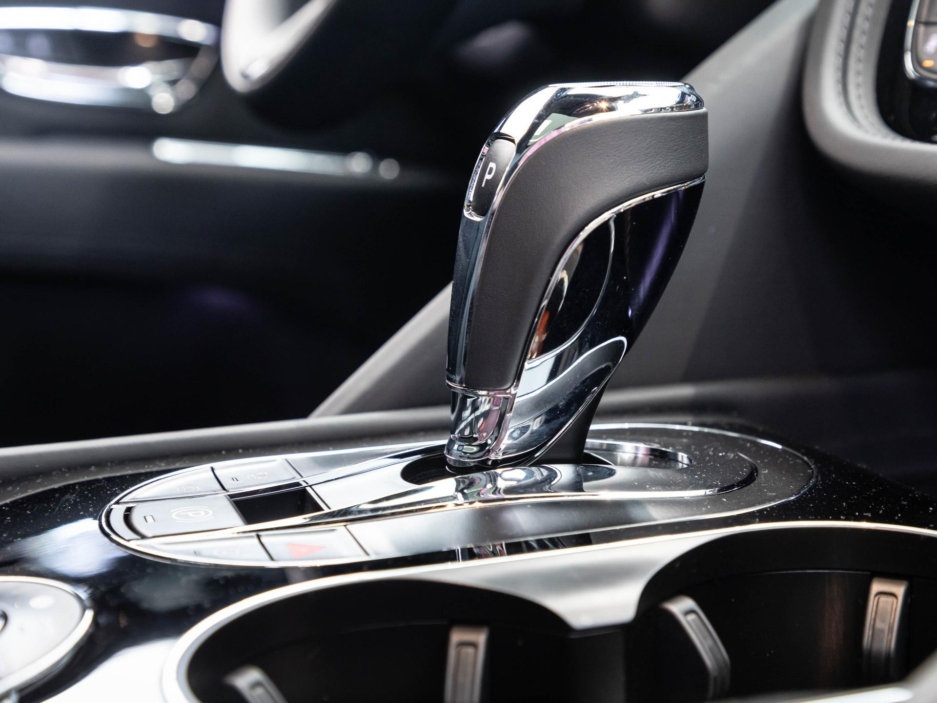 Bentley Bentayga V8 von BENTLEY MANNHEIM