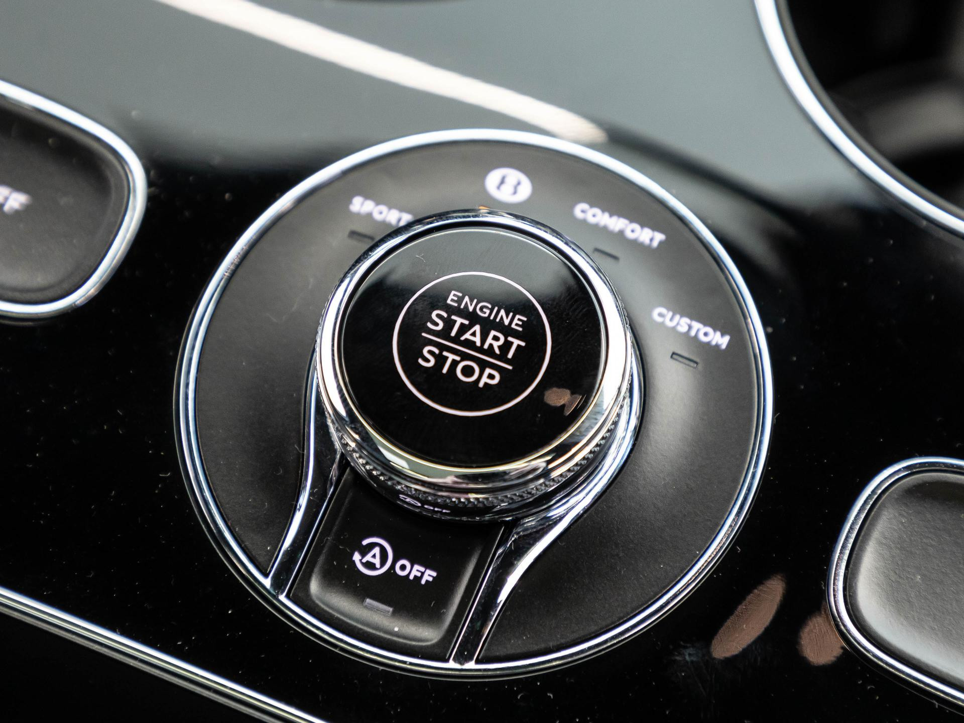 Bentley Bentayga V8 von BENTLEY MANNHEIM