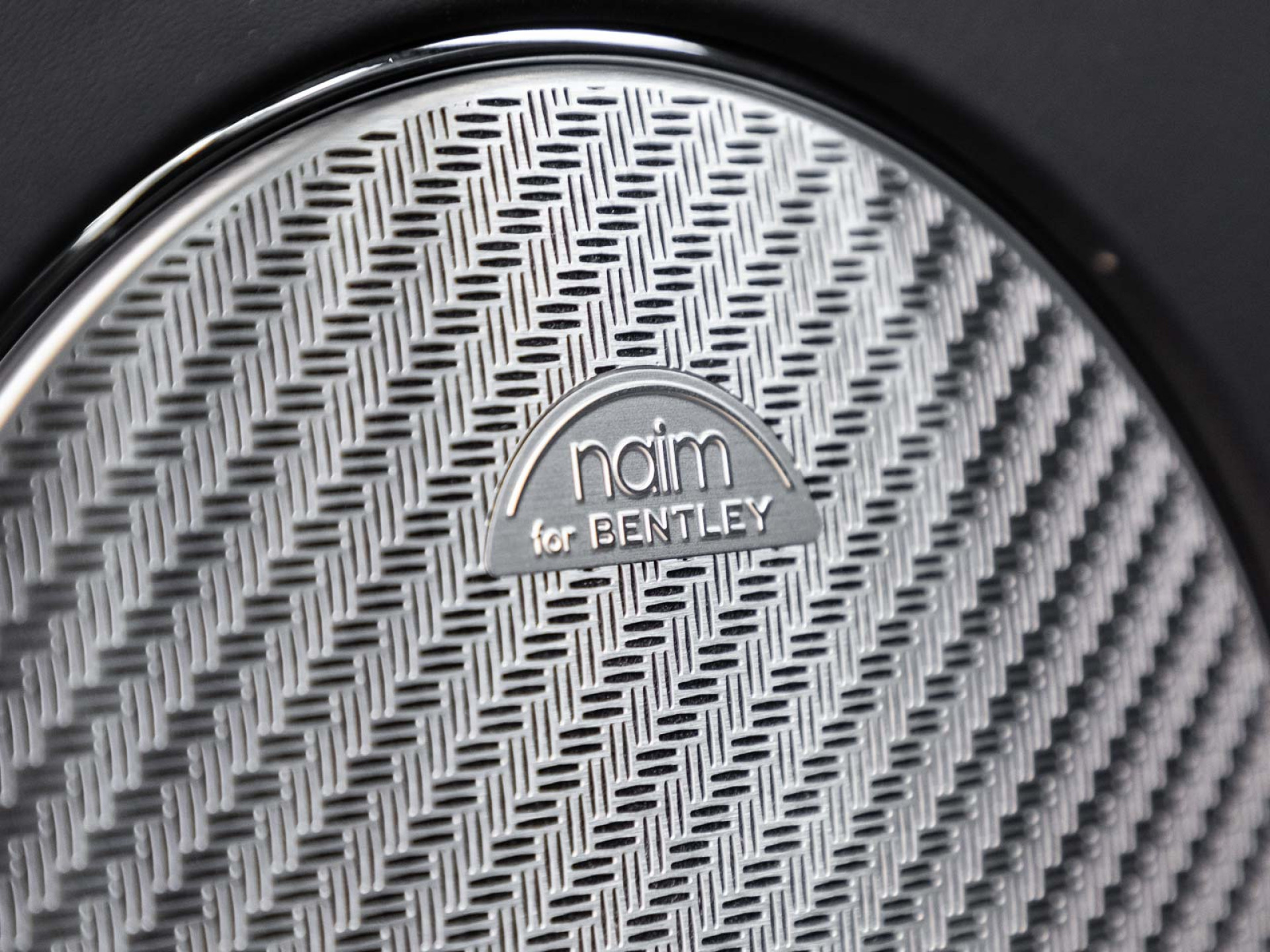 Bentley Bentayga Speed W12  AKRAPOVIC / CARBON BRAKES