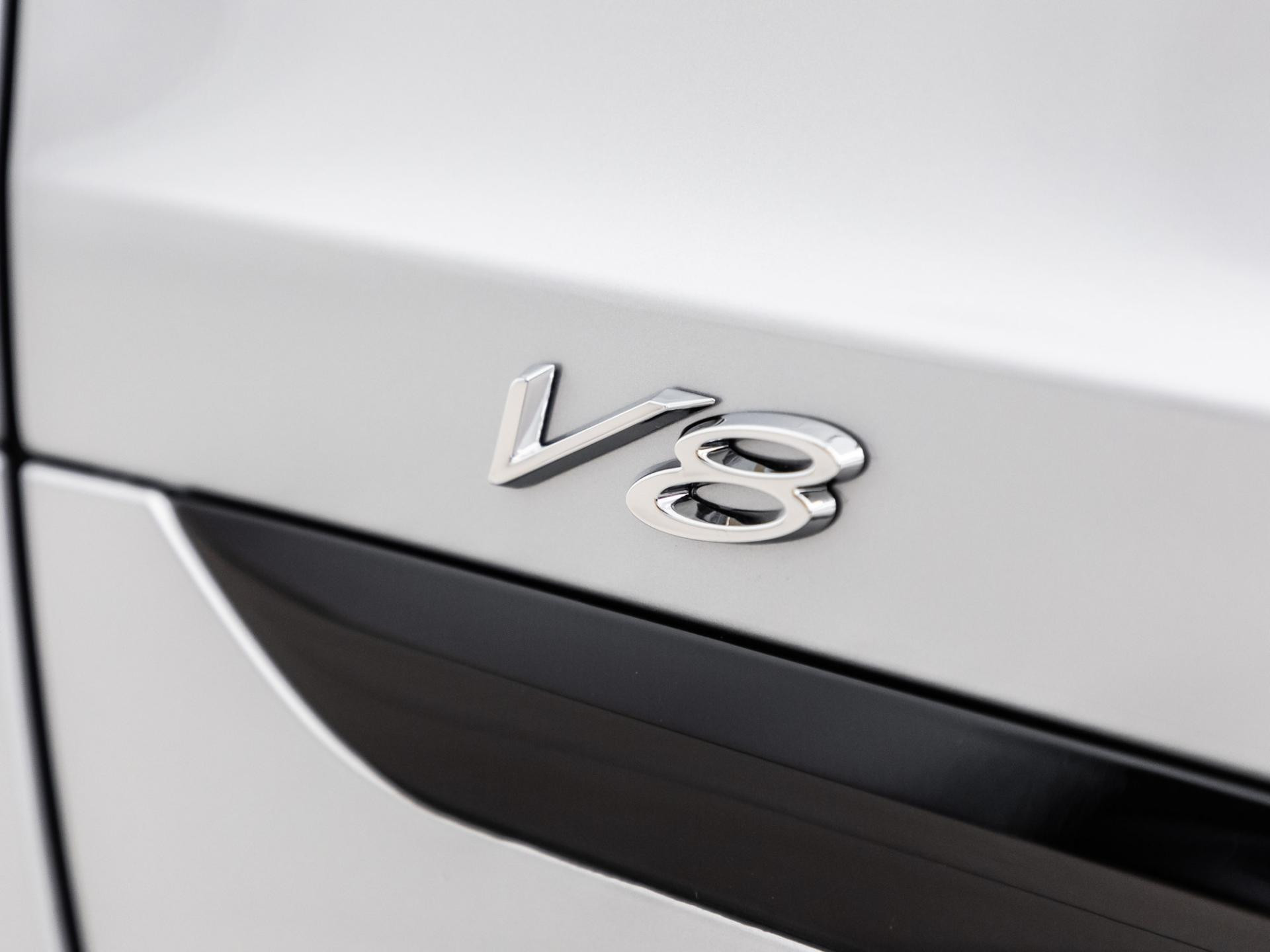 Bentley Bentayga V8 TOURING / NAIM / AHK / STANDHEIZUNG