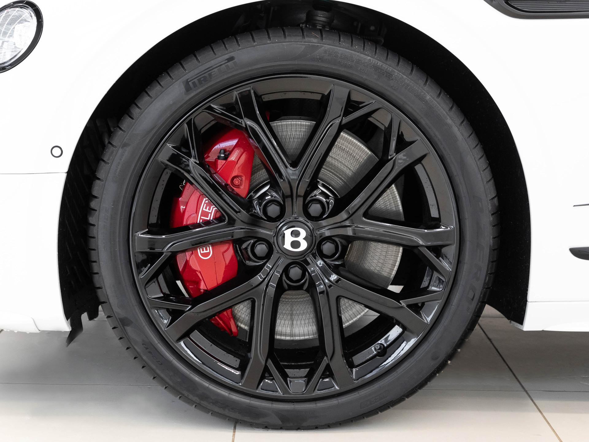 Bentley Flying Spur Speed First Edition WHITE & RED