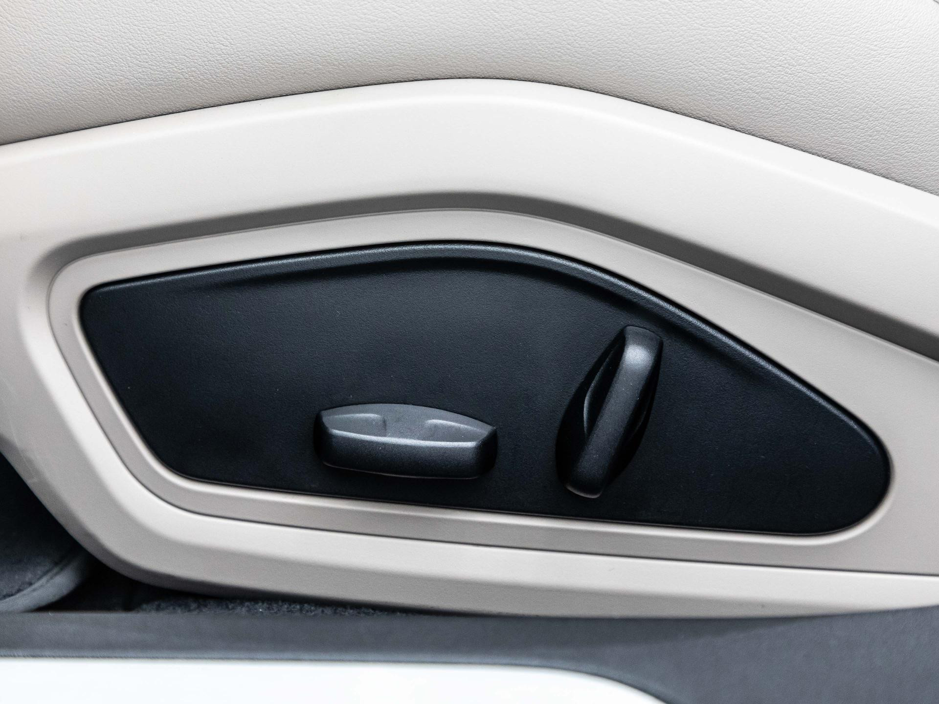 Porsche Taycan 4S Sport Turismo Performancebatterie / 8-fa