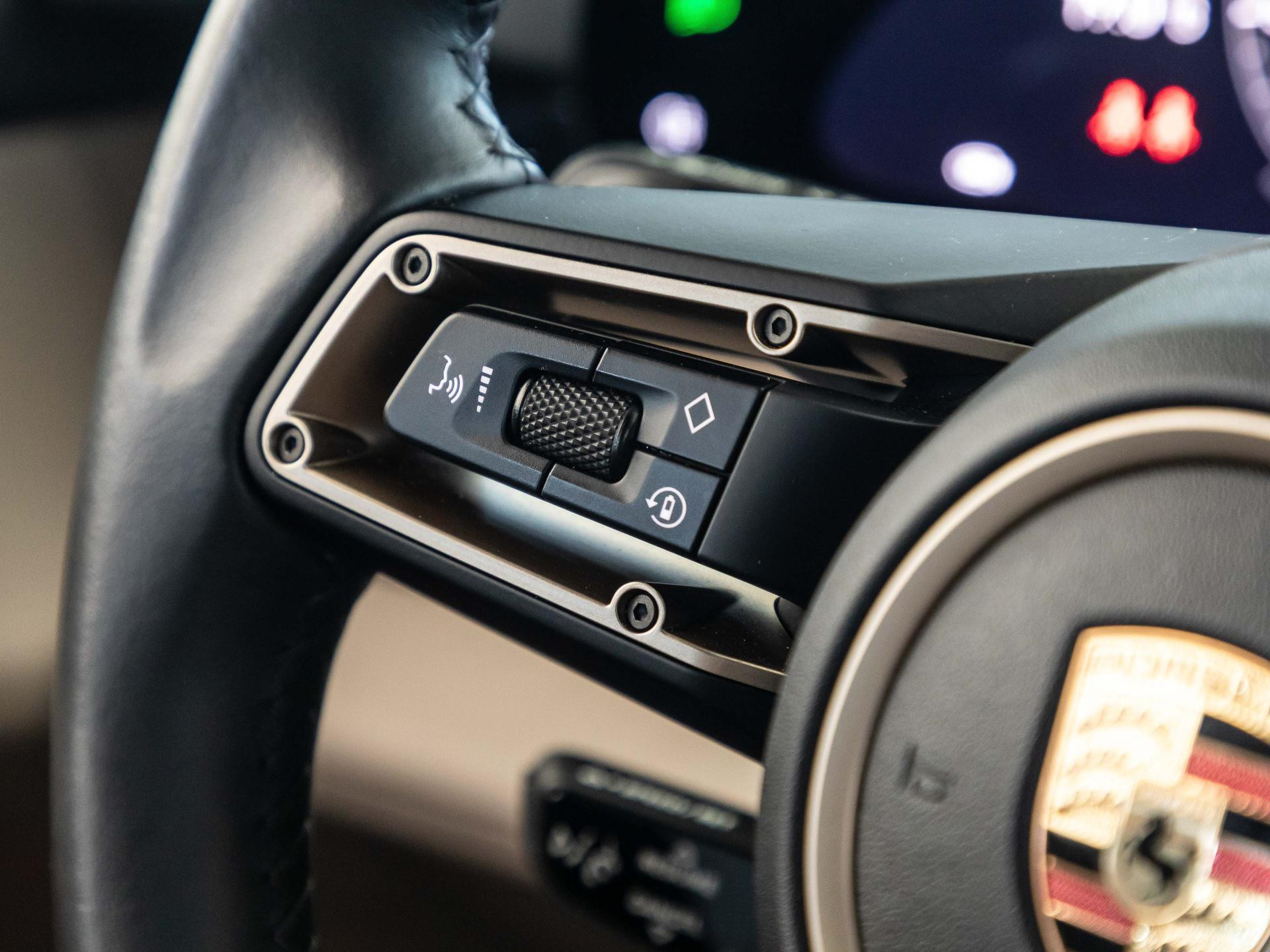 Porsche Taycan 4S Sport Turismo Performancebatterie / 8-fa