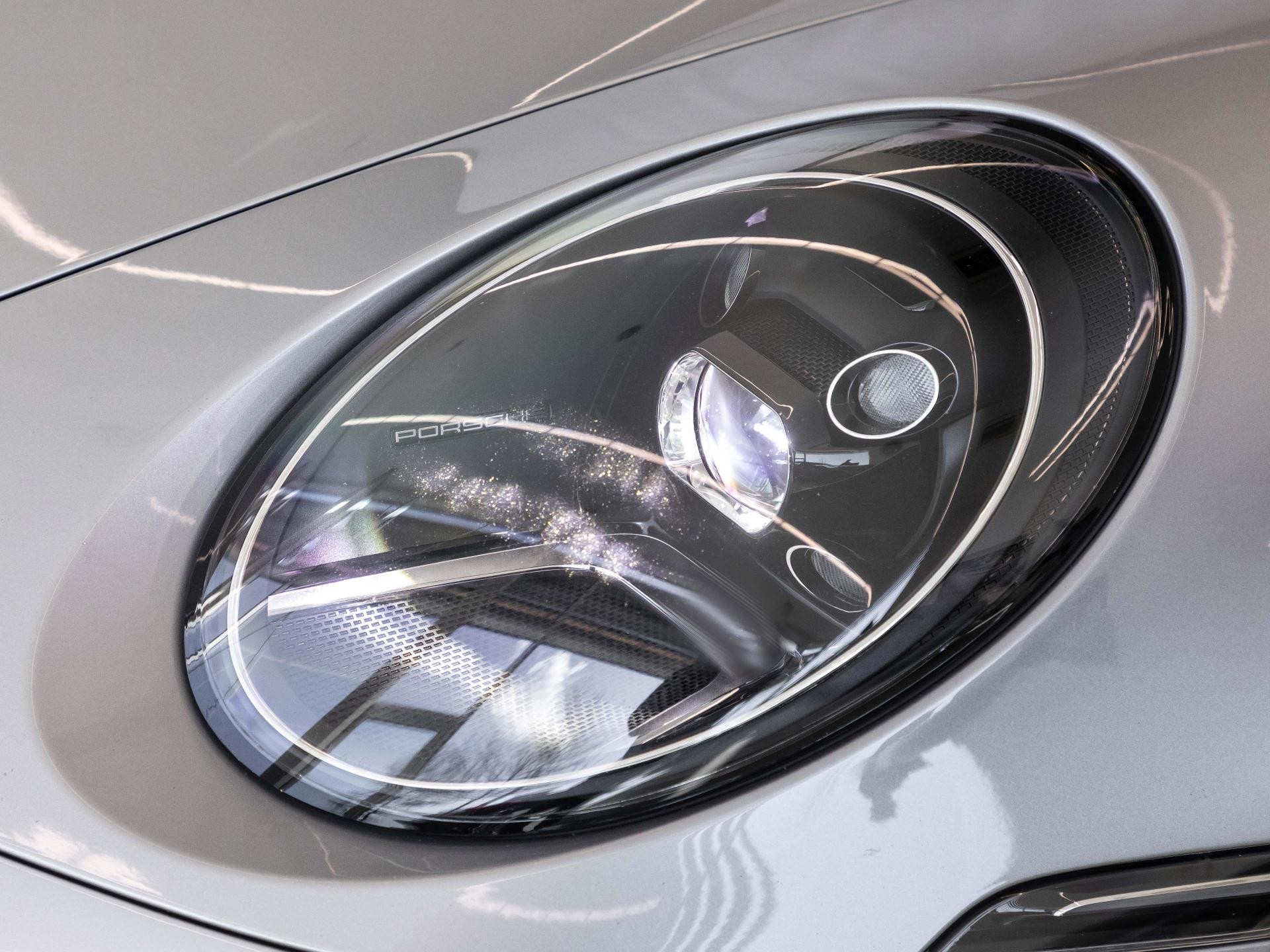 Porsche 911 Carrera S