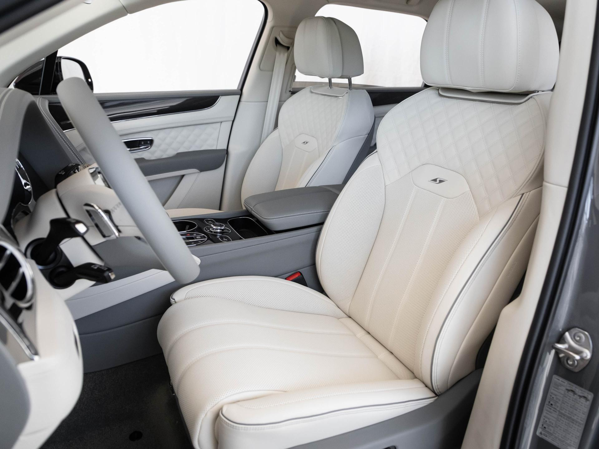 Bentley Bentayga S V8 von BENTLEY FRANKFURT