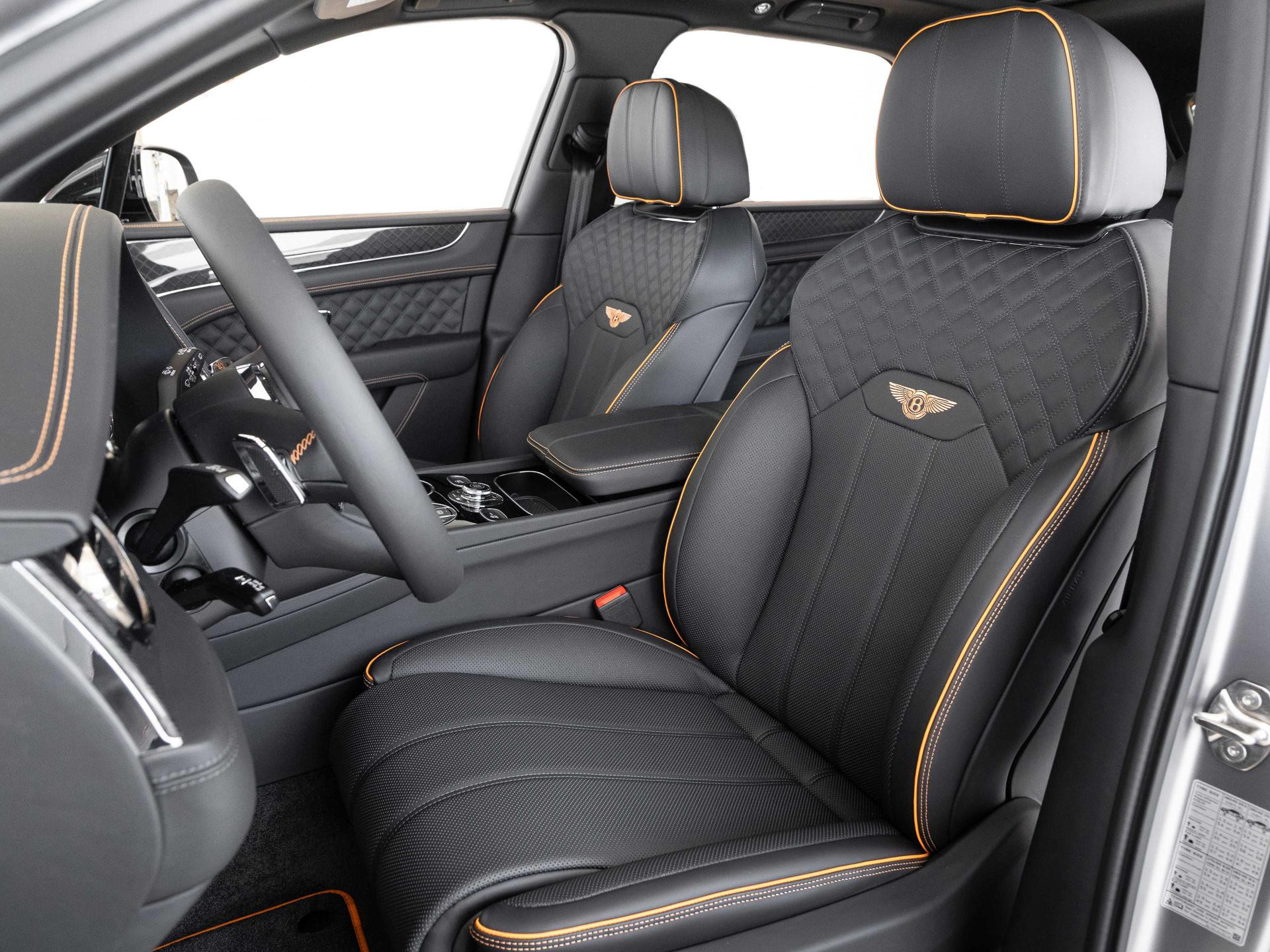 Bentley Bentayga S Black Edition V8 von BENTLEY FRANKFURT