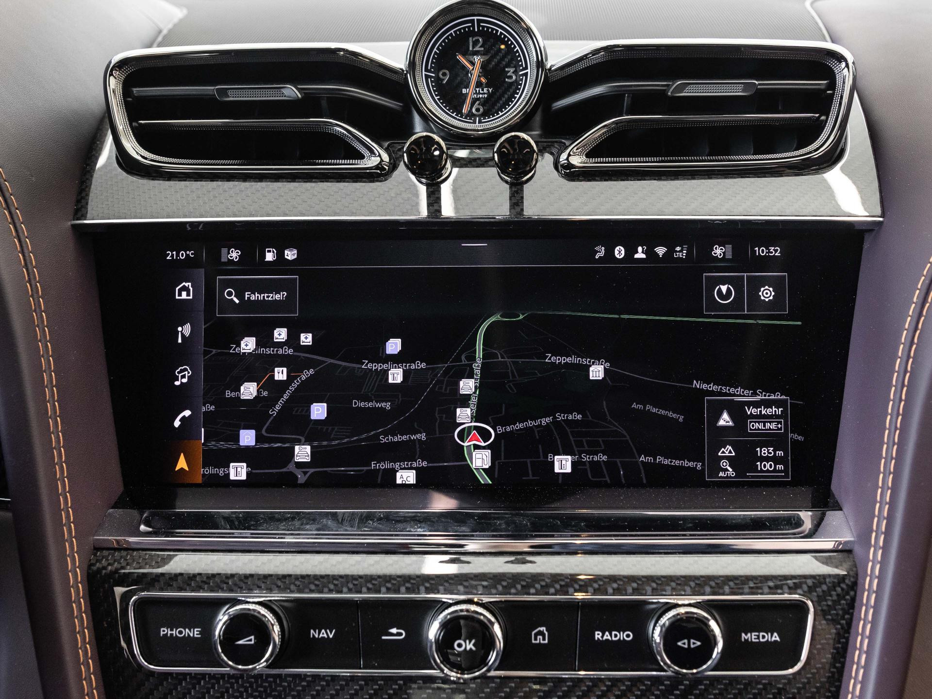 Bentley Bentayga S Black Edition V8 von BENTLEY FRANKFURT