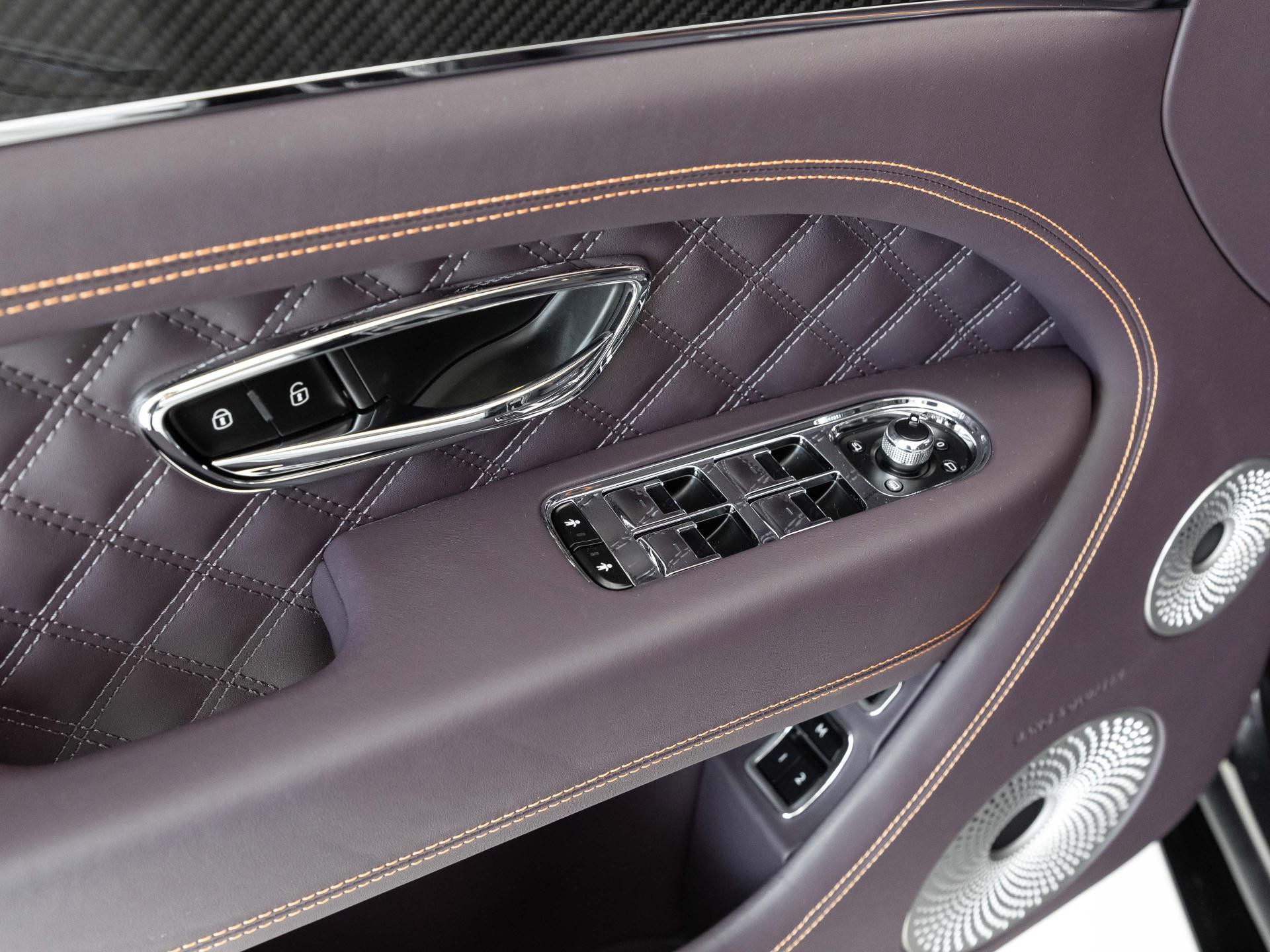 Bentley Bentayga S Black Edition V8 von BENTLEY FRANKFURT