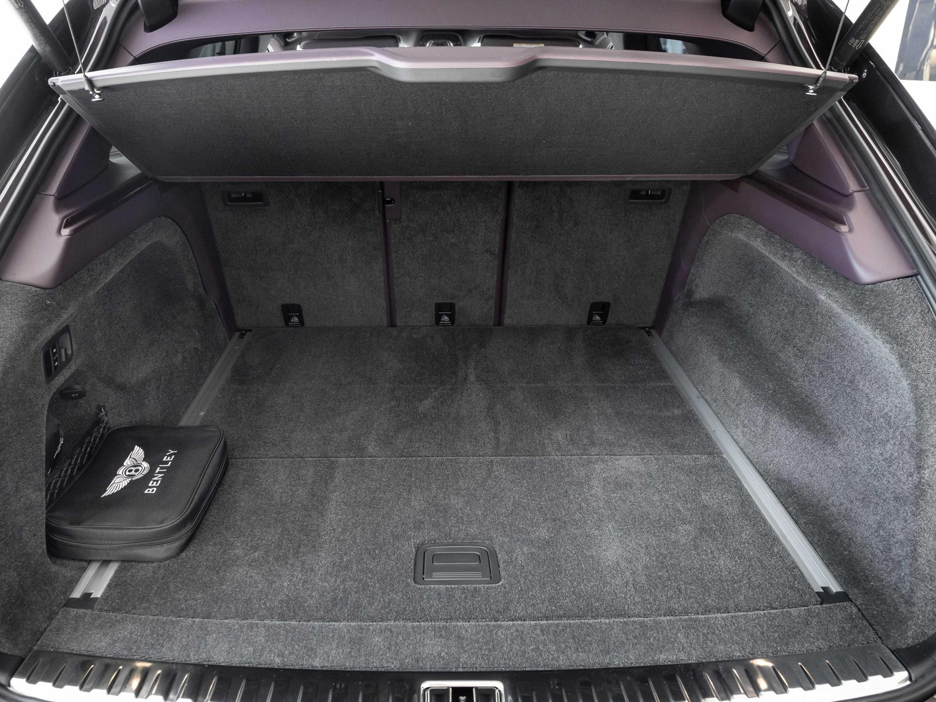 Bentley Bentayga S Black Edition V8 von BENTLEY FRANKFURT