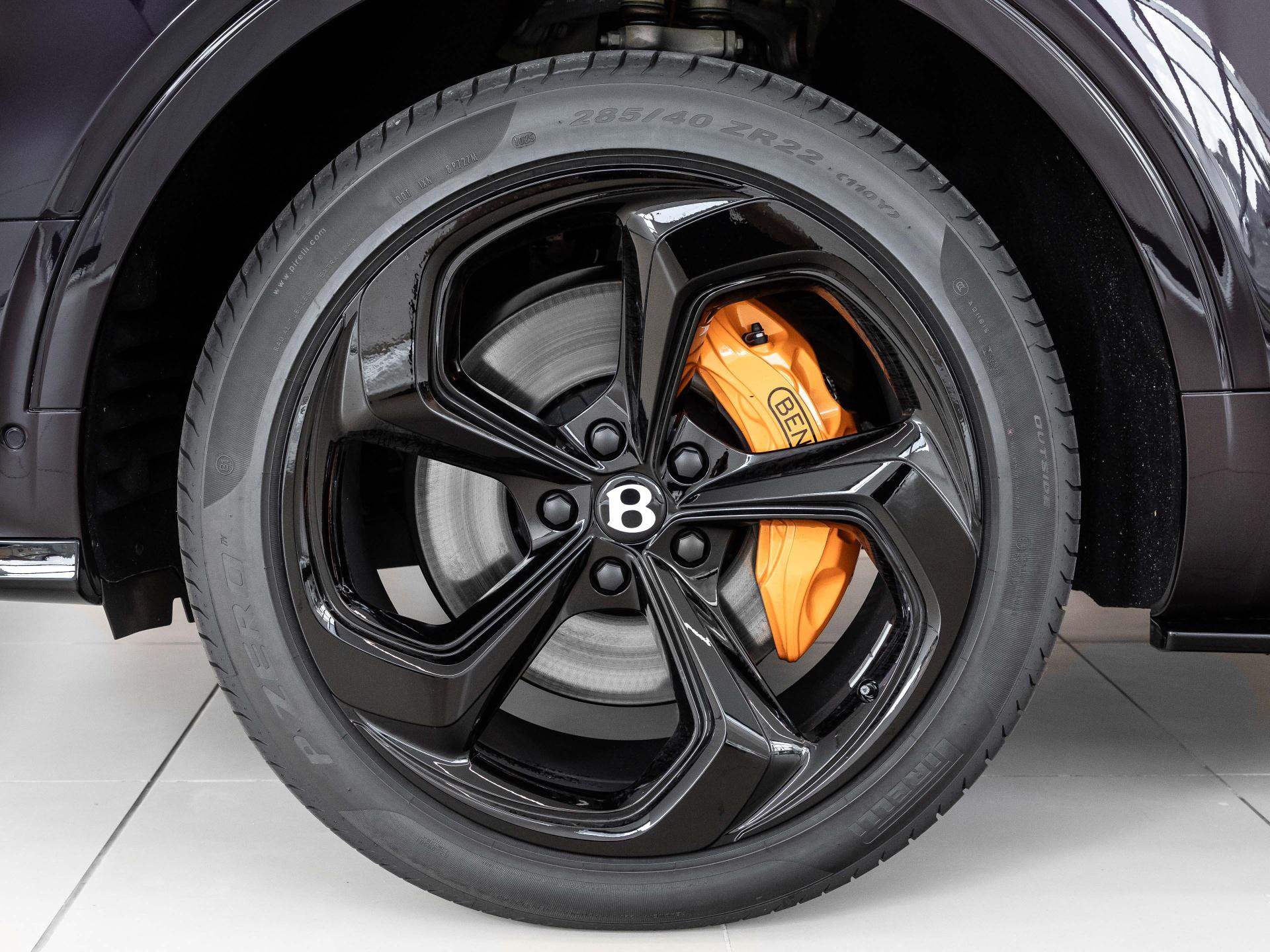 Bentley Bentayga S Black Edition V8 von BENTLEY FRANKFURT