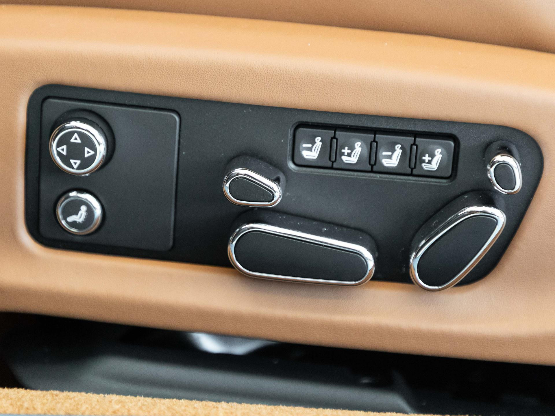 Bentley Continental GT AKRAPOVIC / TOURING / FULL OPTION