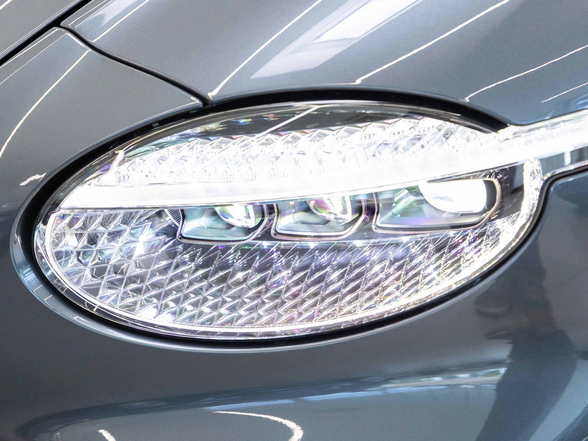 Bentley Continental GT AKRAPOVIC / TOURING / FULL OPTION