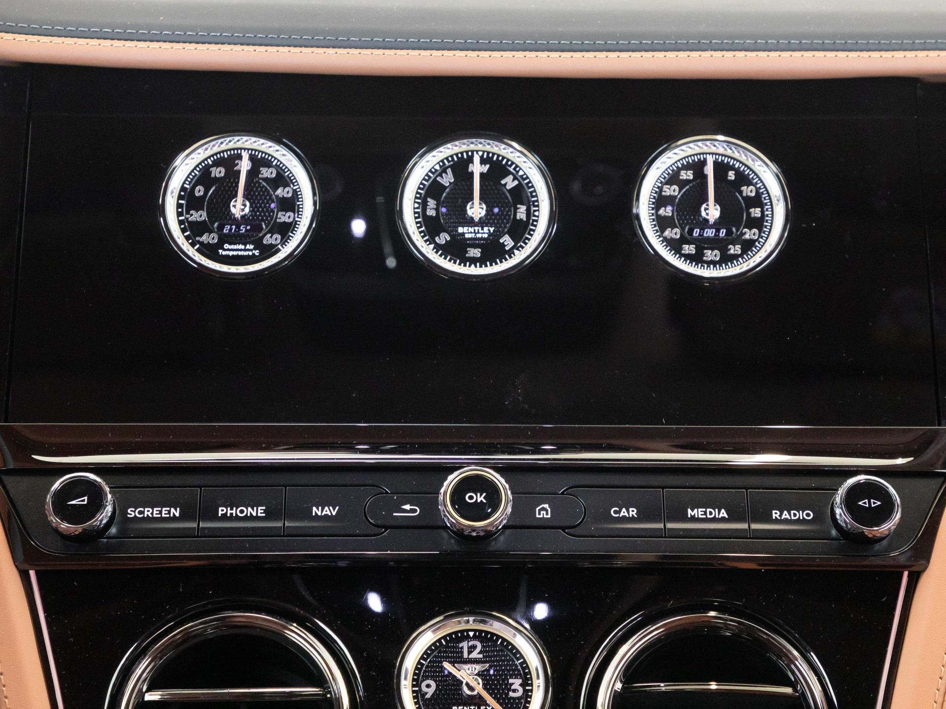 Bentley Continental GT AKRAPOVIC / TOURING / FULL OPTION