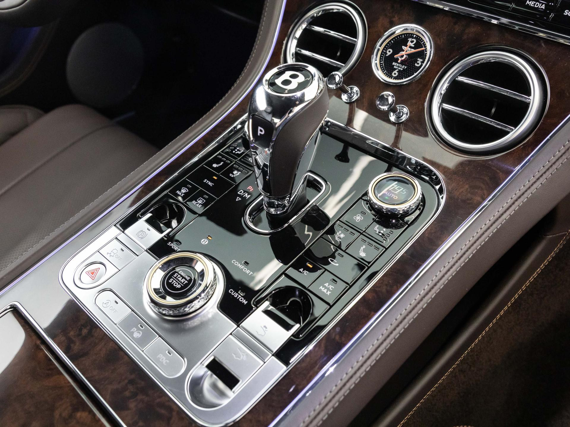 Bentley New Continental GT W12 von BENTLEY FRANKFURT