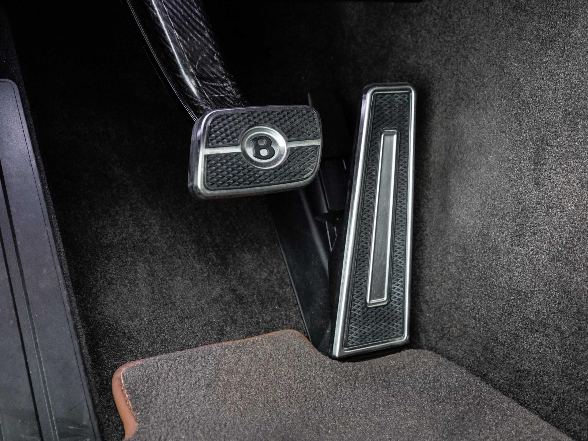 Bentley New Continental GT W12 von BENTLEY FRANKFURT