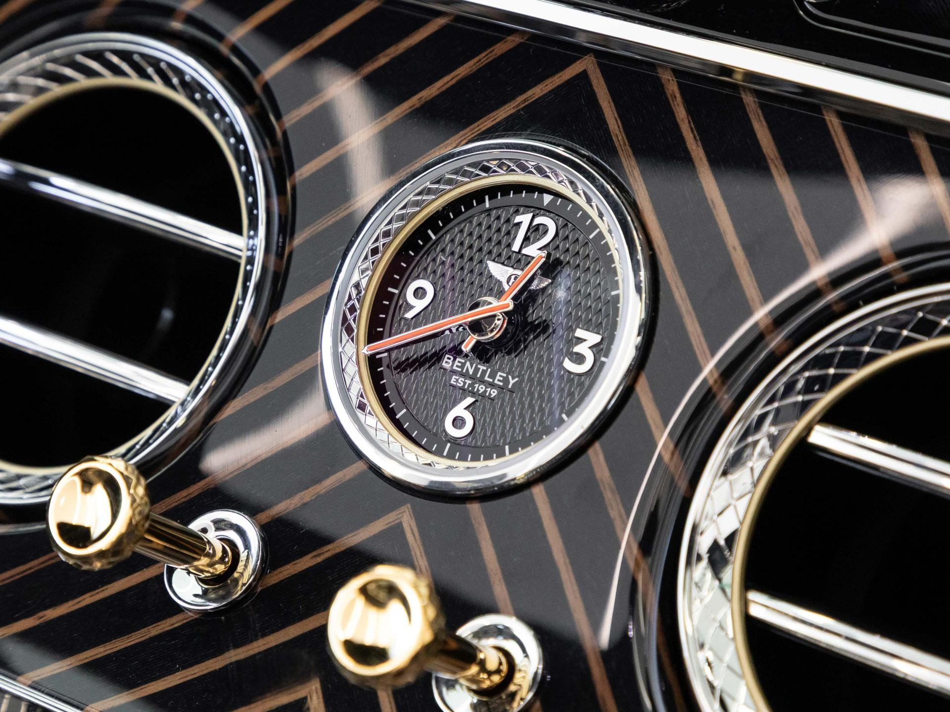 Bentley Continental GTC Azure (MY26) 1 OF 1 MADE BY MULLIN