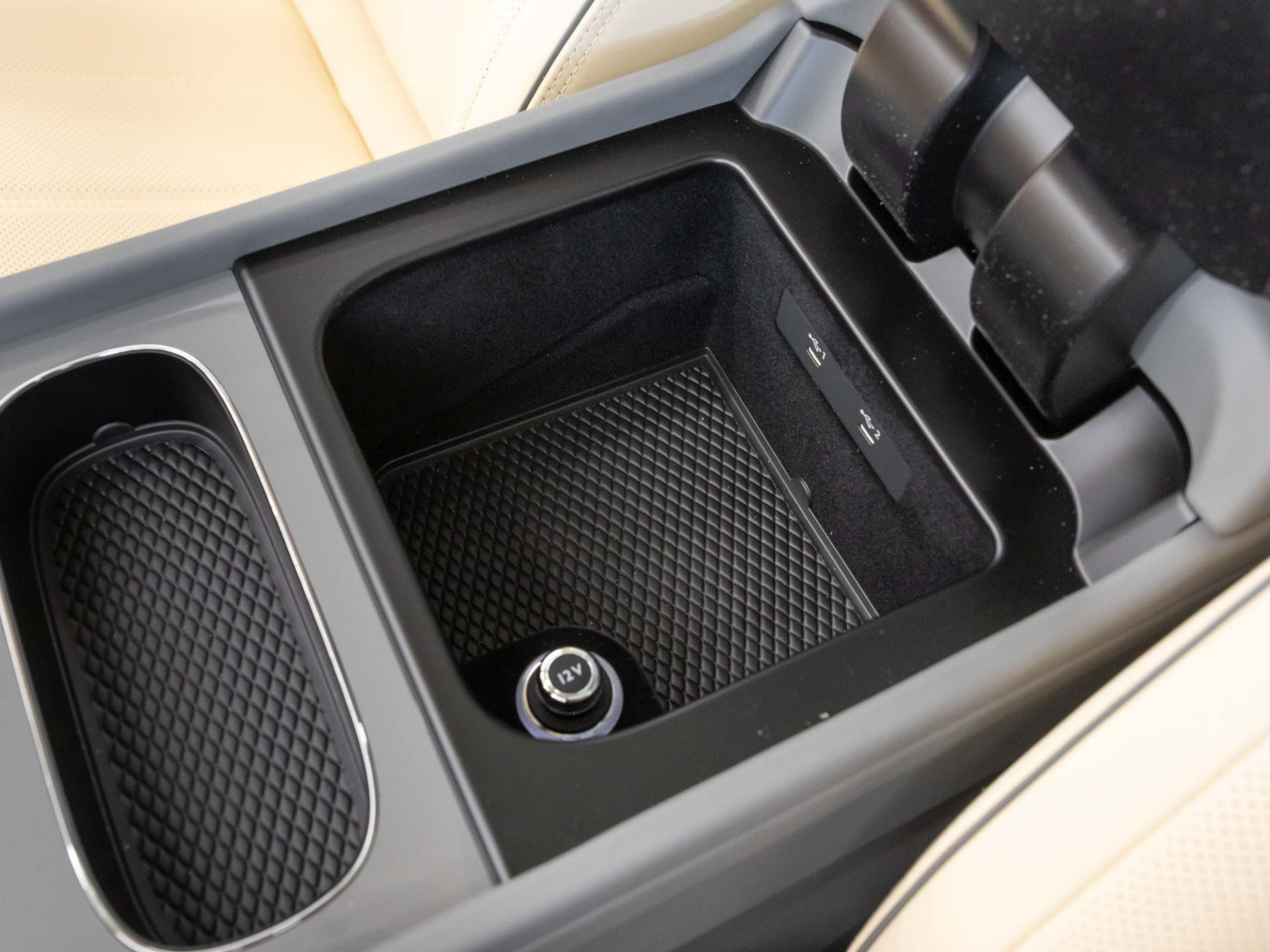 Bentley Bentayga Atelier Edition V8 von BENTLEY FRANKFURT