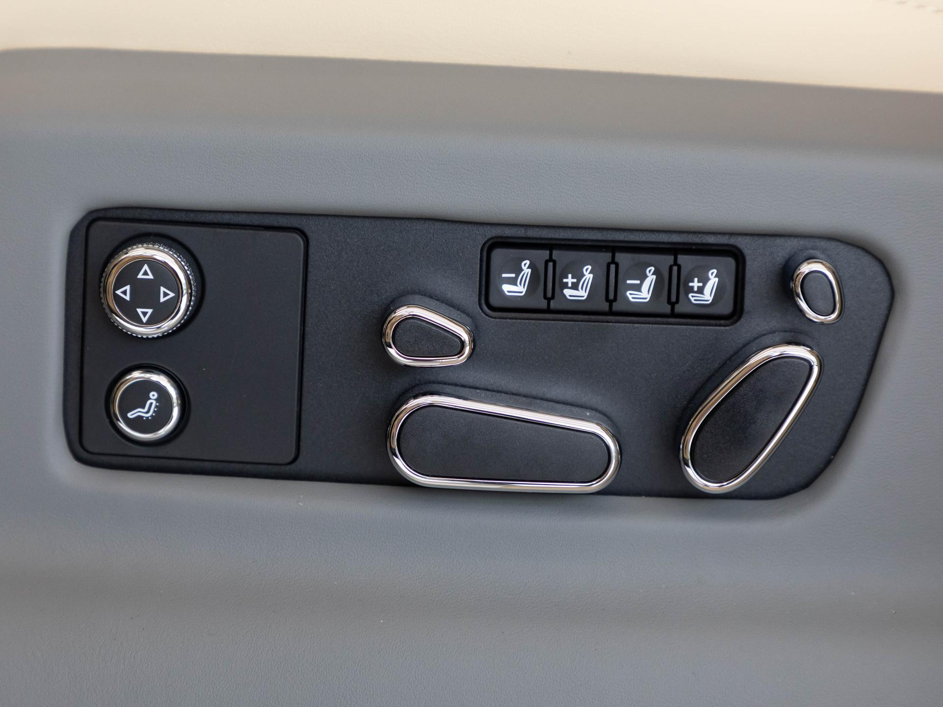 Bentley Bentayga Atelier Edition V8 von BENTLEY FRANKFURT