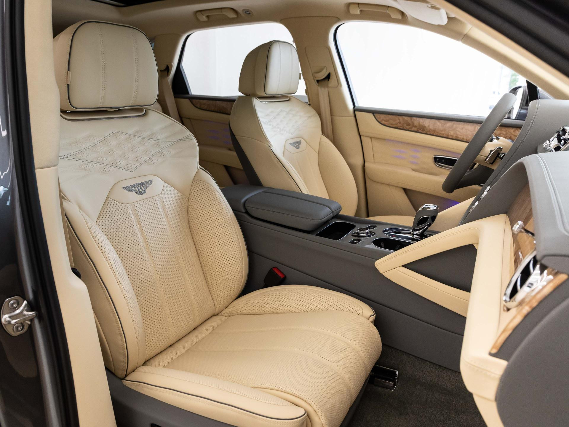 Bentley Bentayga Atelier Edition V8 von BENTLEY FRANKFURT