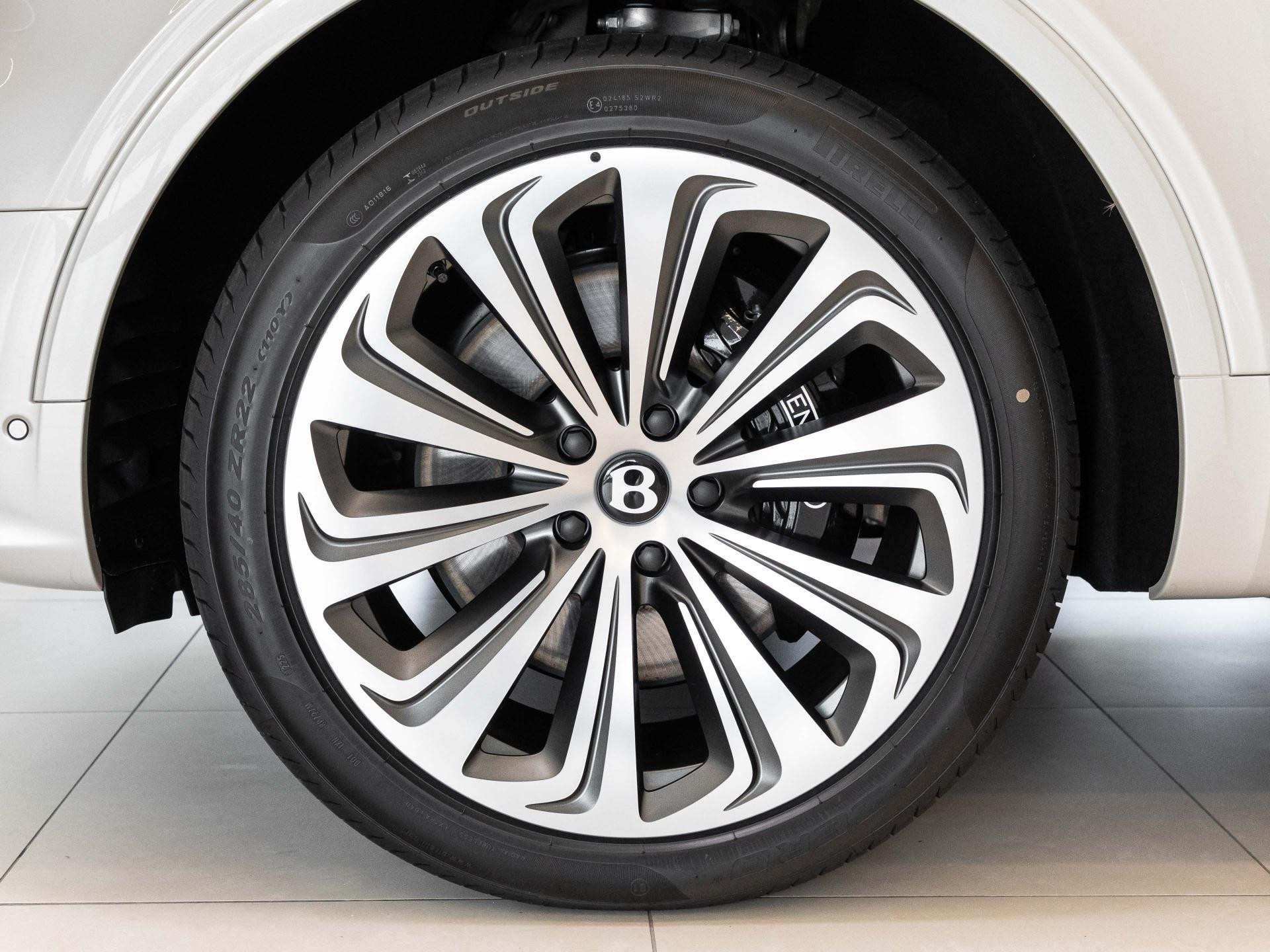 Bentley Bentayga Atelier Edition