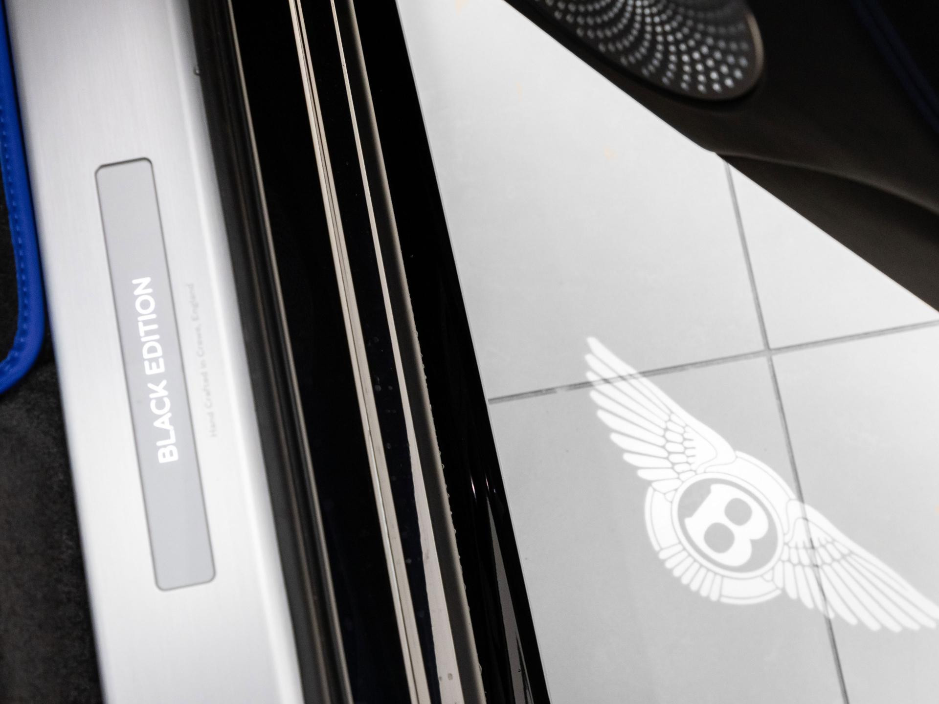 Bentley Bentayga S Black Edition V8 von BENTLEY FRANKFURT