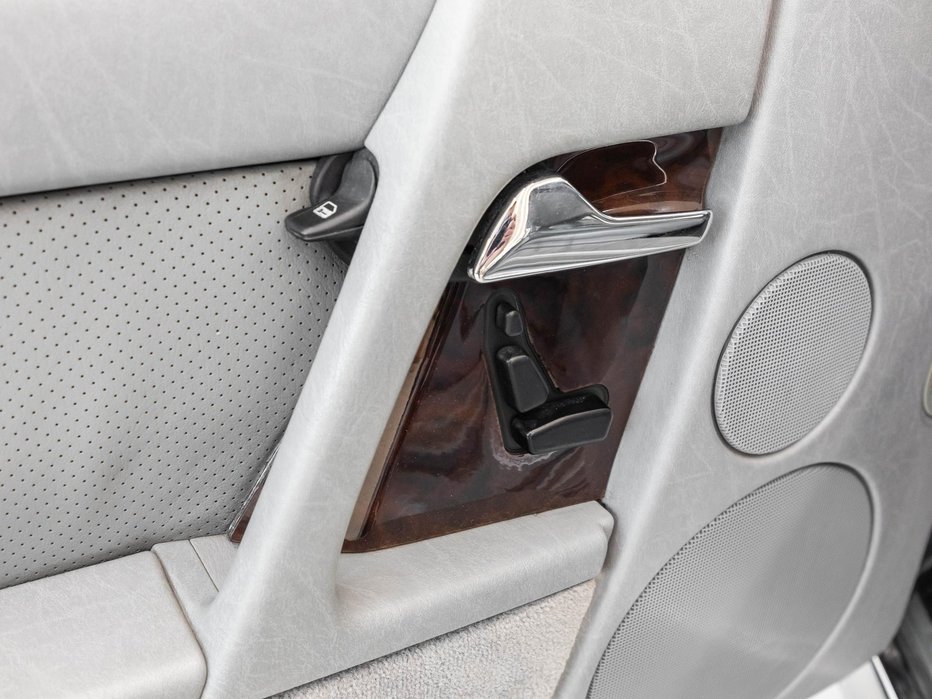 Mercedes-Benz 300 SL 2. Hand von BENTLEY FRANKFURT