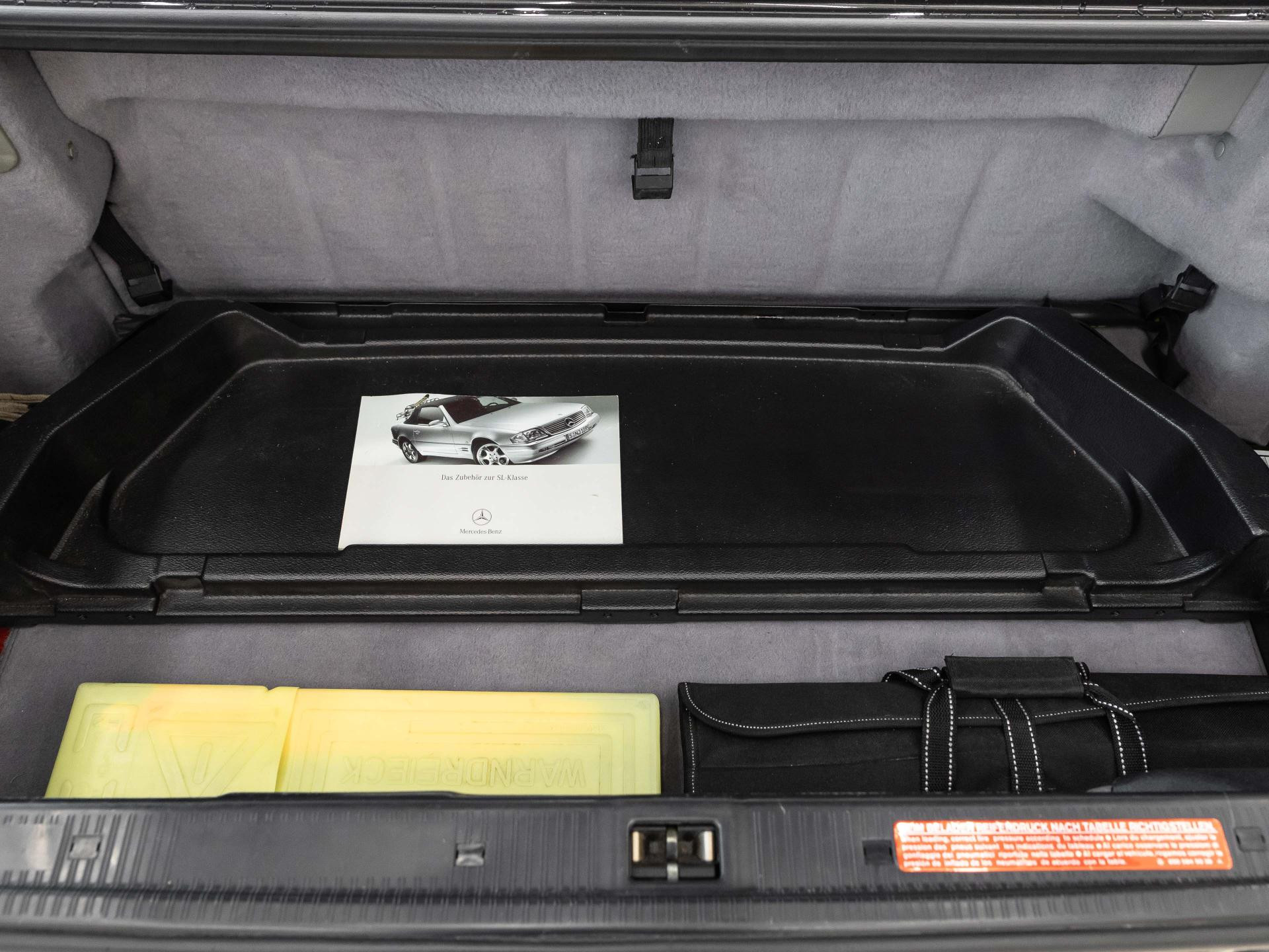 Mercedes-Benz 300 SL 2. Hand von BENTLEY FRANKFURT