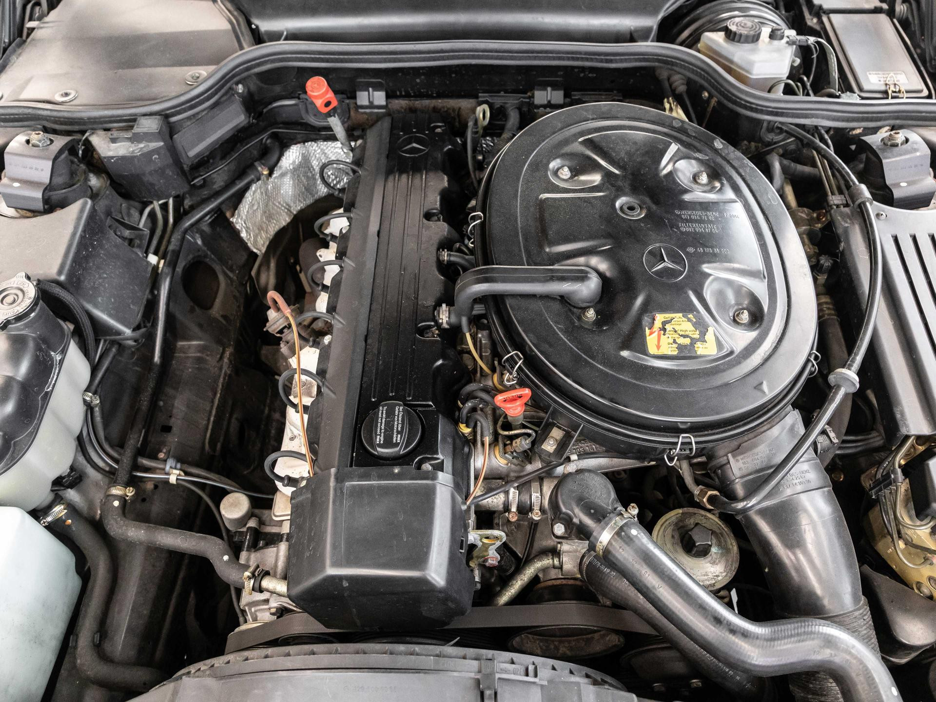 Mercedes-Benz 300 SL 2. Hand von BENTLEY FRANKFURT