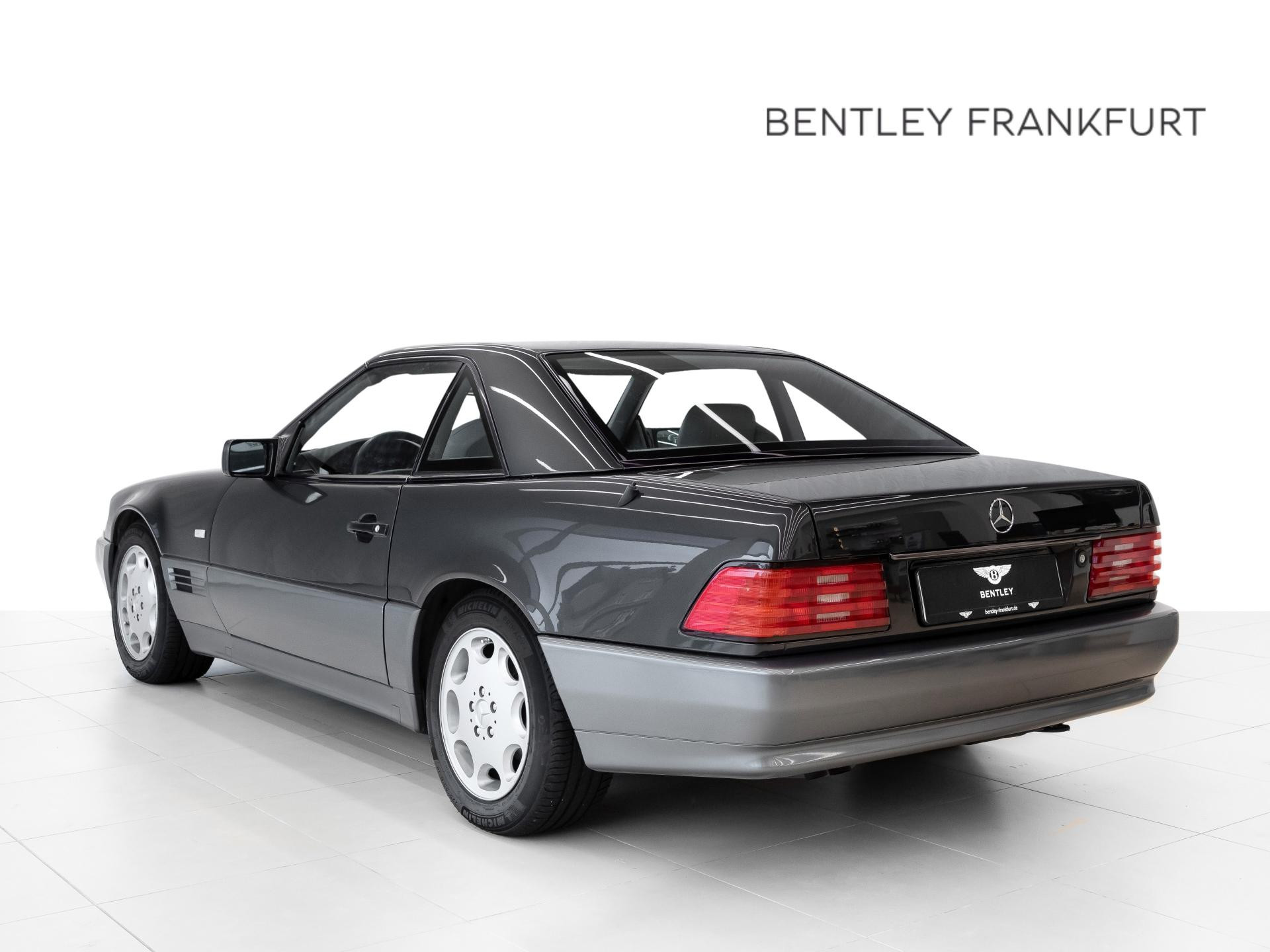 Mercedes-Benz 300 SL 2. Hand von BENTLEY FRANKFURT