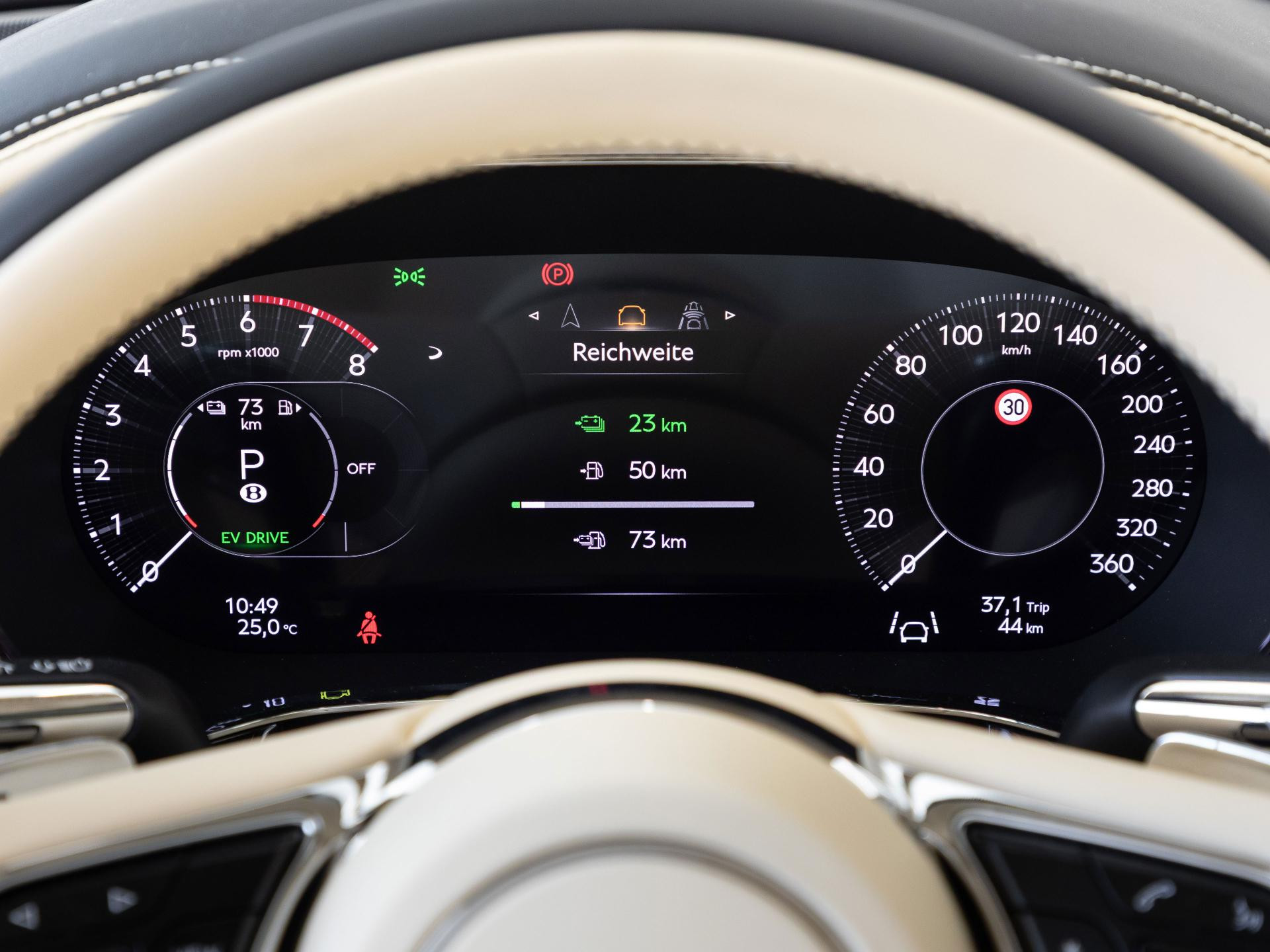 Bentley Continental GT Azure (MY26) Hybrid