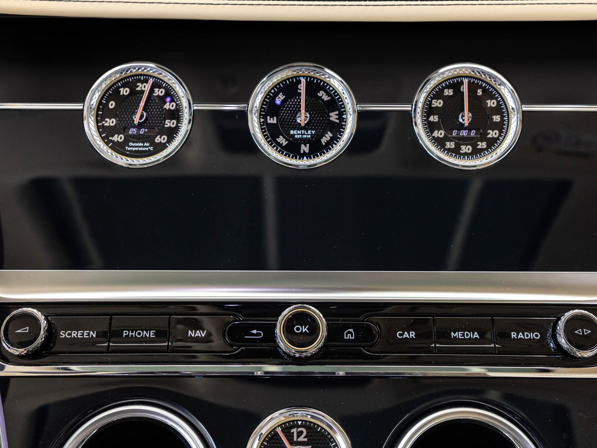 Bentley Continental GT Azure (MY26) Hybrid