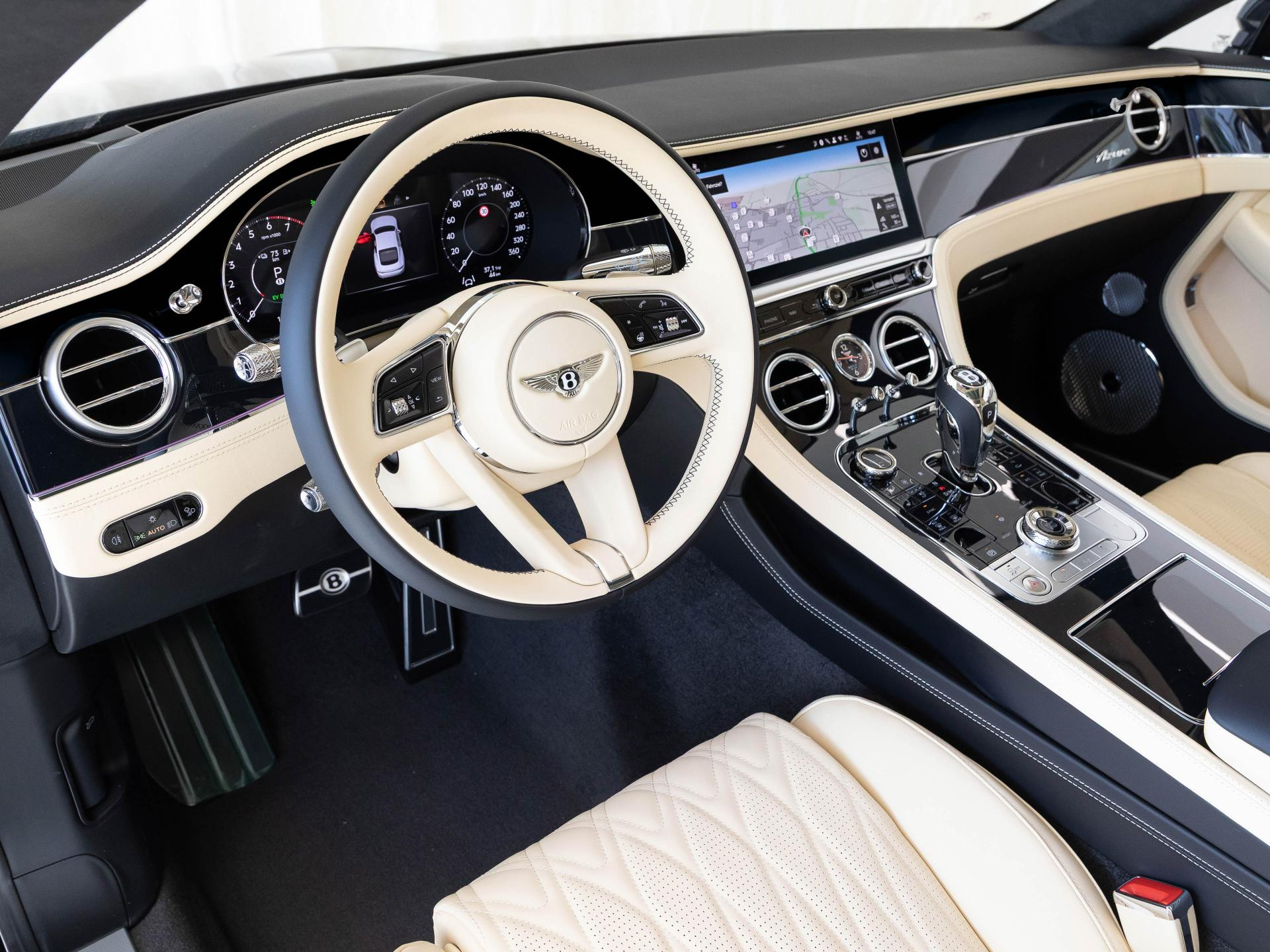 Bentley Continental GT Azure (MY26) Hybrid