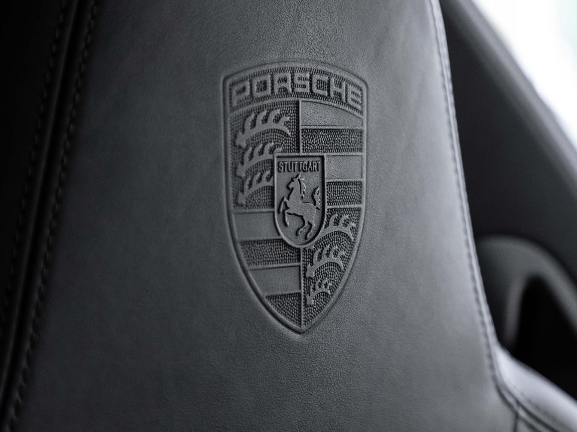 Porsche 911 Carrera Aerokit