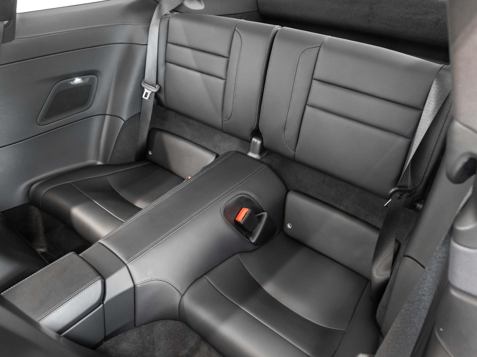 Porsche 911 Carrera Aerokit