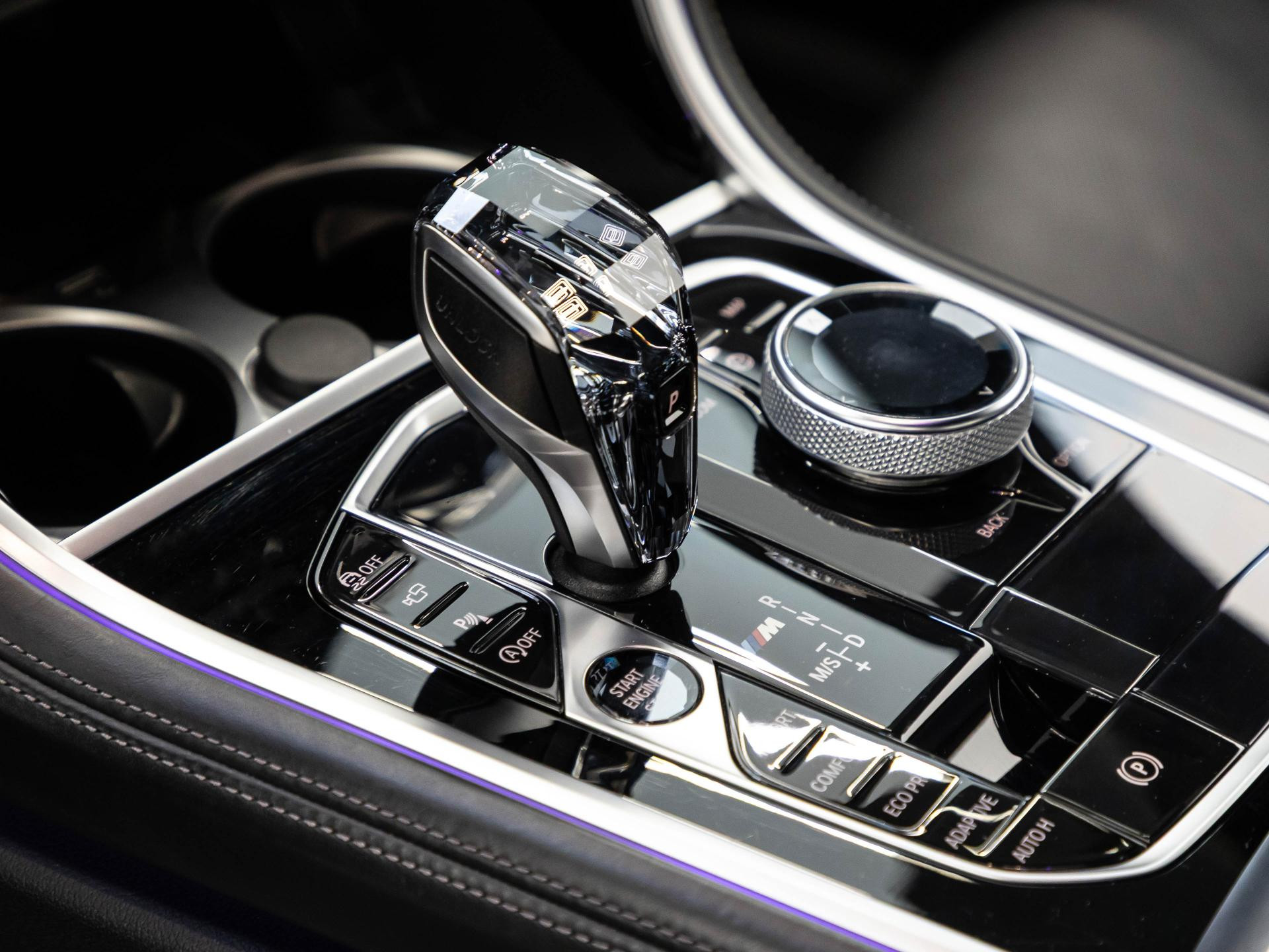 BMW M850i xDrive Carbon Core