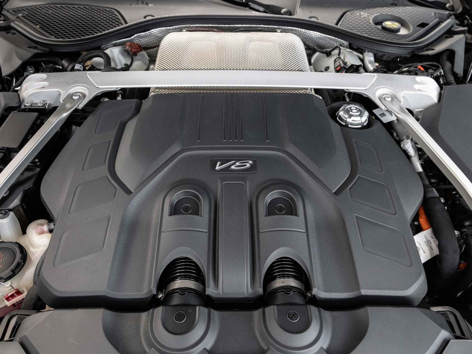 Bentley Continental GTC Azure (MY26) Hybrid