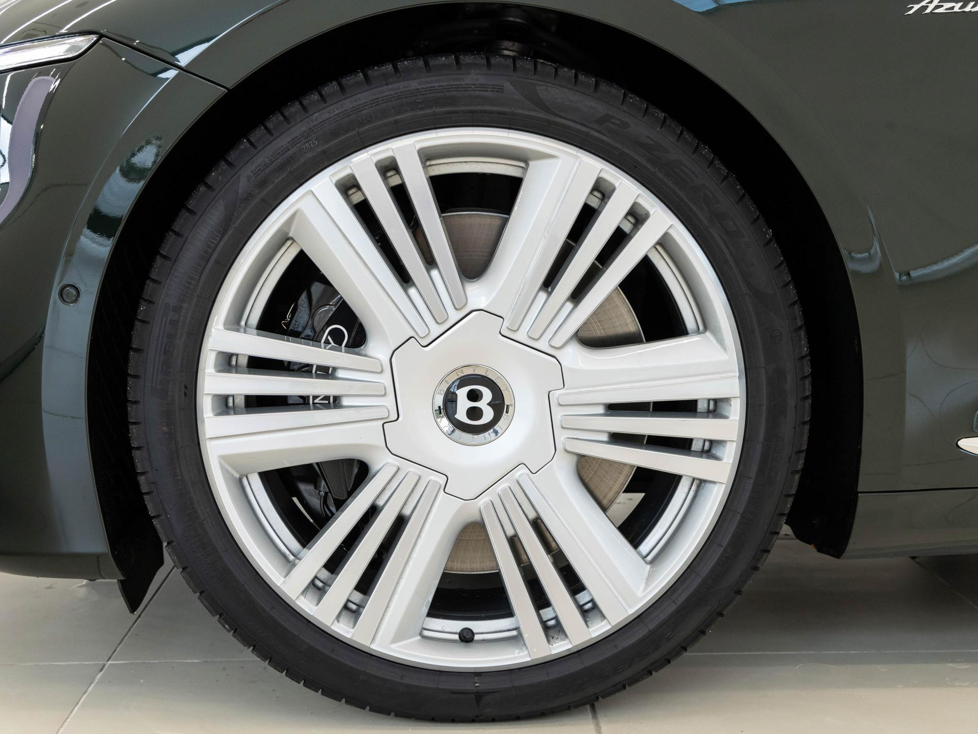 Bentley Continental GTC Azure (MY26) Hybrid