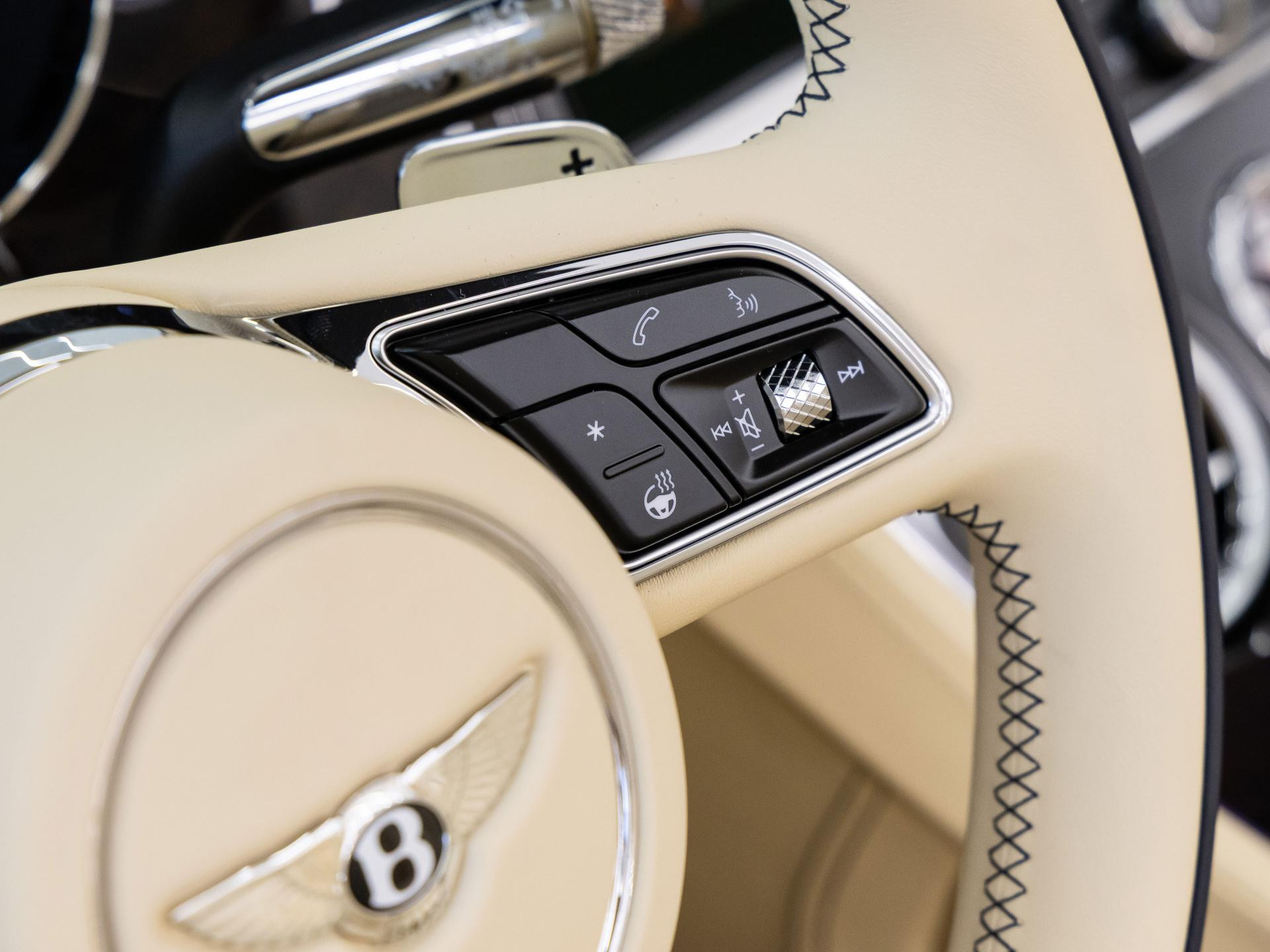 Bentley Continental GTC (MY26) von BENTLEY FRANKFURT