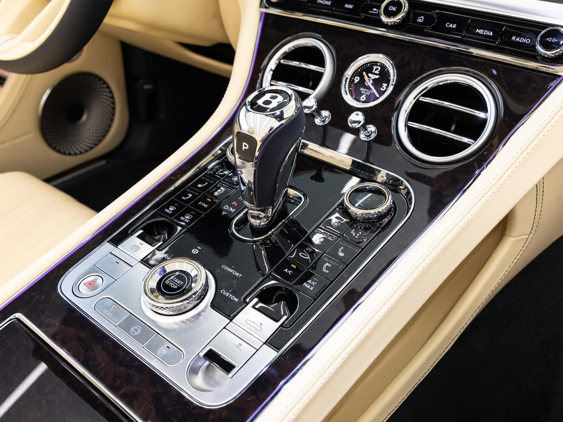 Bentley Continental GTC (MY26) von BENTLEY FRANKFURT