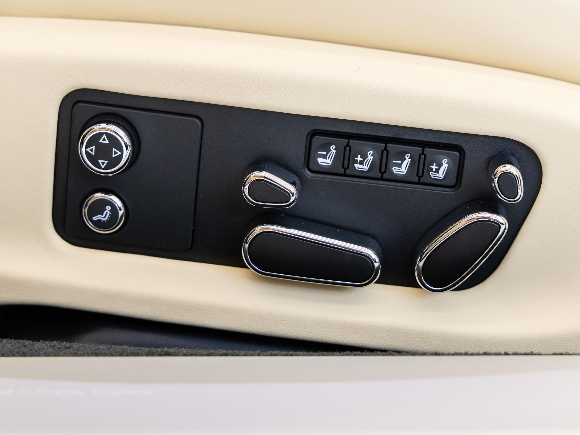 Bentley Continental GTC (MY26) von BENTLEY FRANKFURT