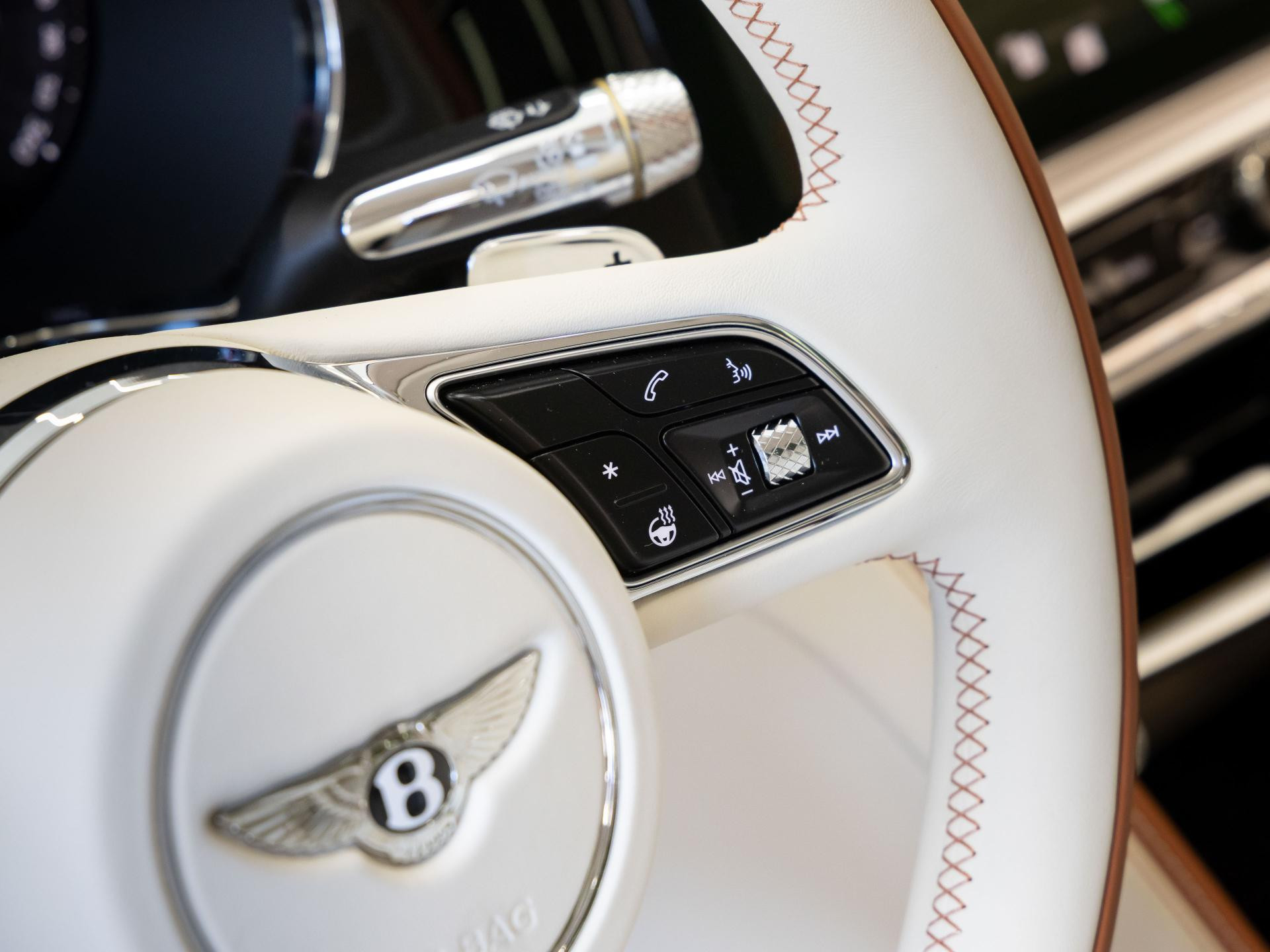 Bentley Flying Spur (MY26) von BENTLEY FRANKFURT