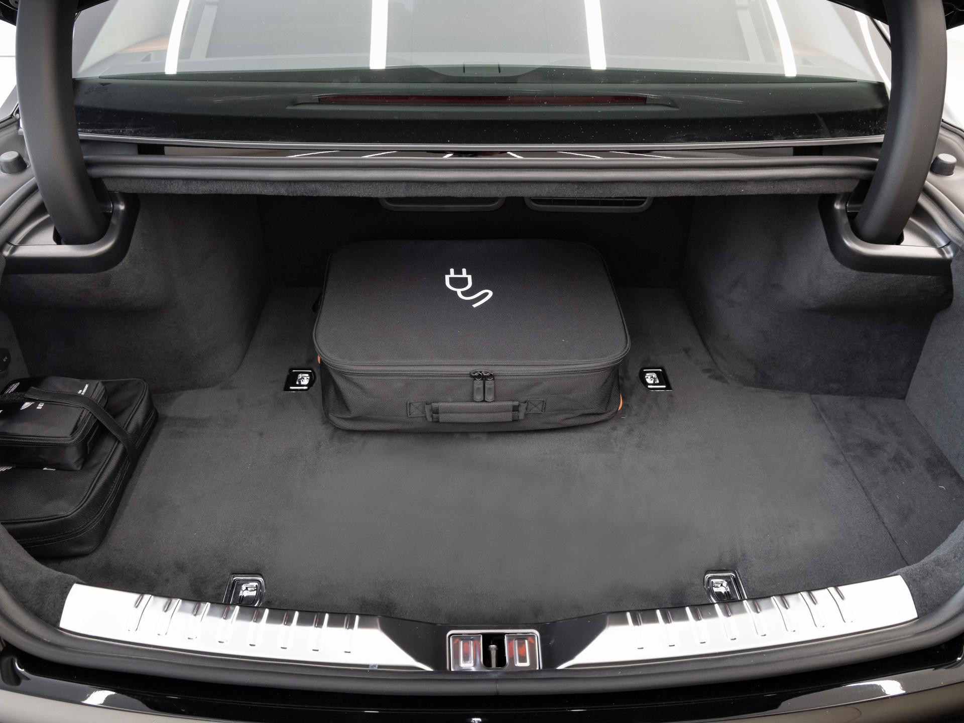 Bentley Flying Spur (MY26) von BENTLEY FRANKFURT