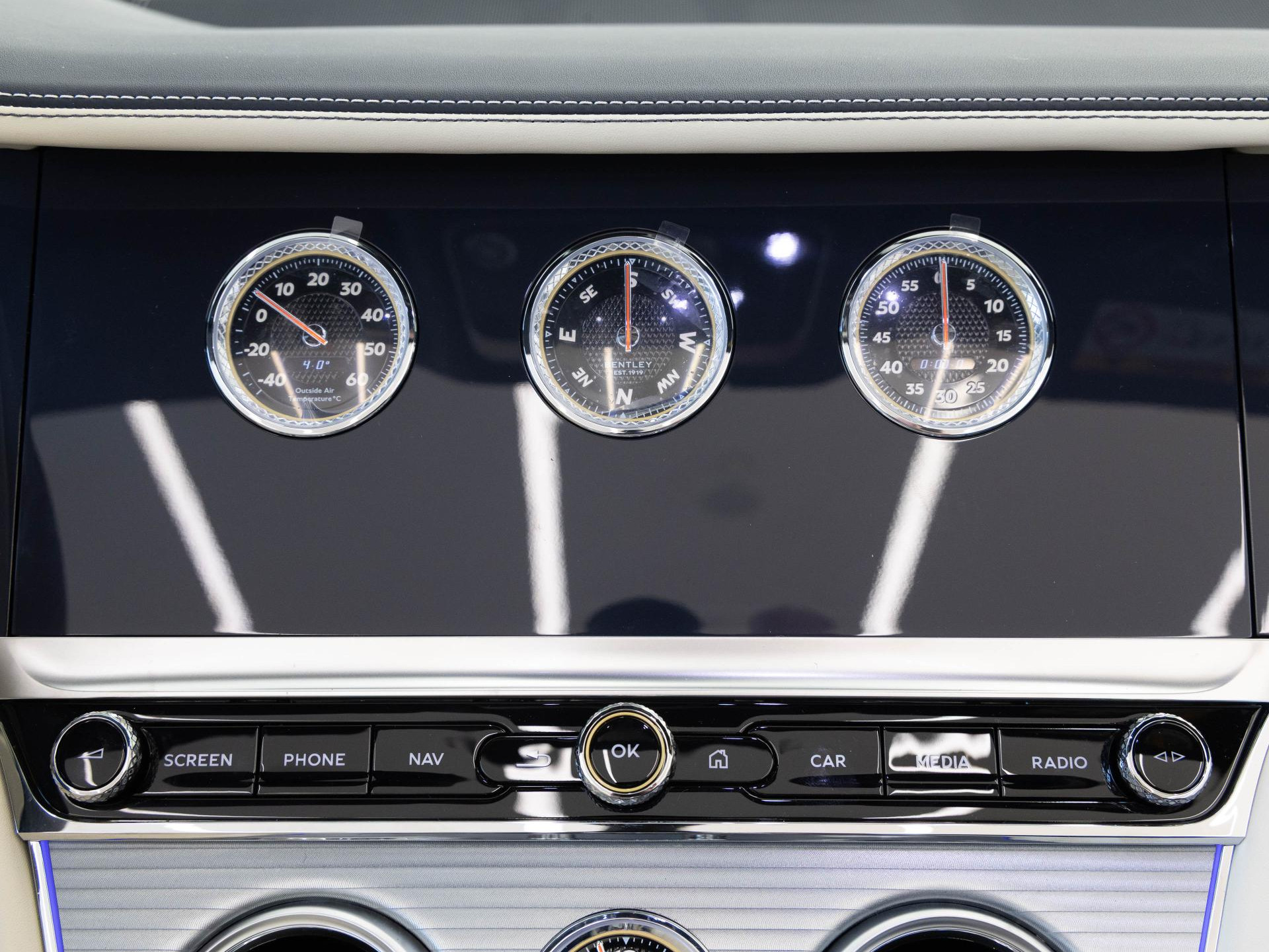 Bentley Continental GTC (MY26) von ELEGANT / IMPERIAL VENE